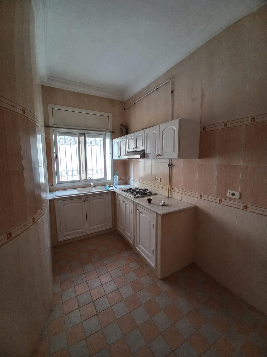 La Soukra&nbsp;La Soukra&nbsp;Location&nbsp;Appart. 2 pi�ces&nbsp;Appartement s 1 avec garage � la soukra