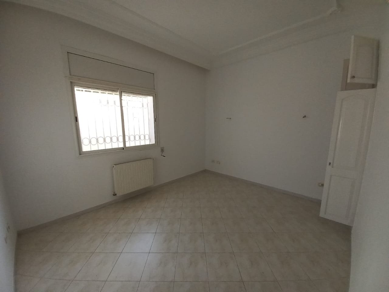 La Soukra&nbsp;La Soukra&nbsp;Location&nbsp;Appart. 2 pi�ces&nbsp;Appartement s 1 avec garage � la soukra