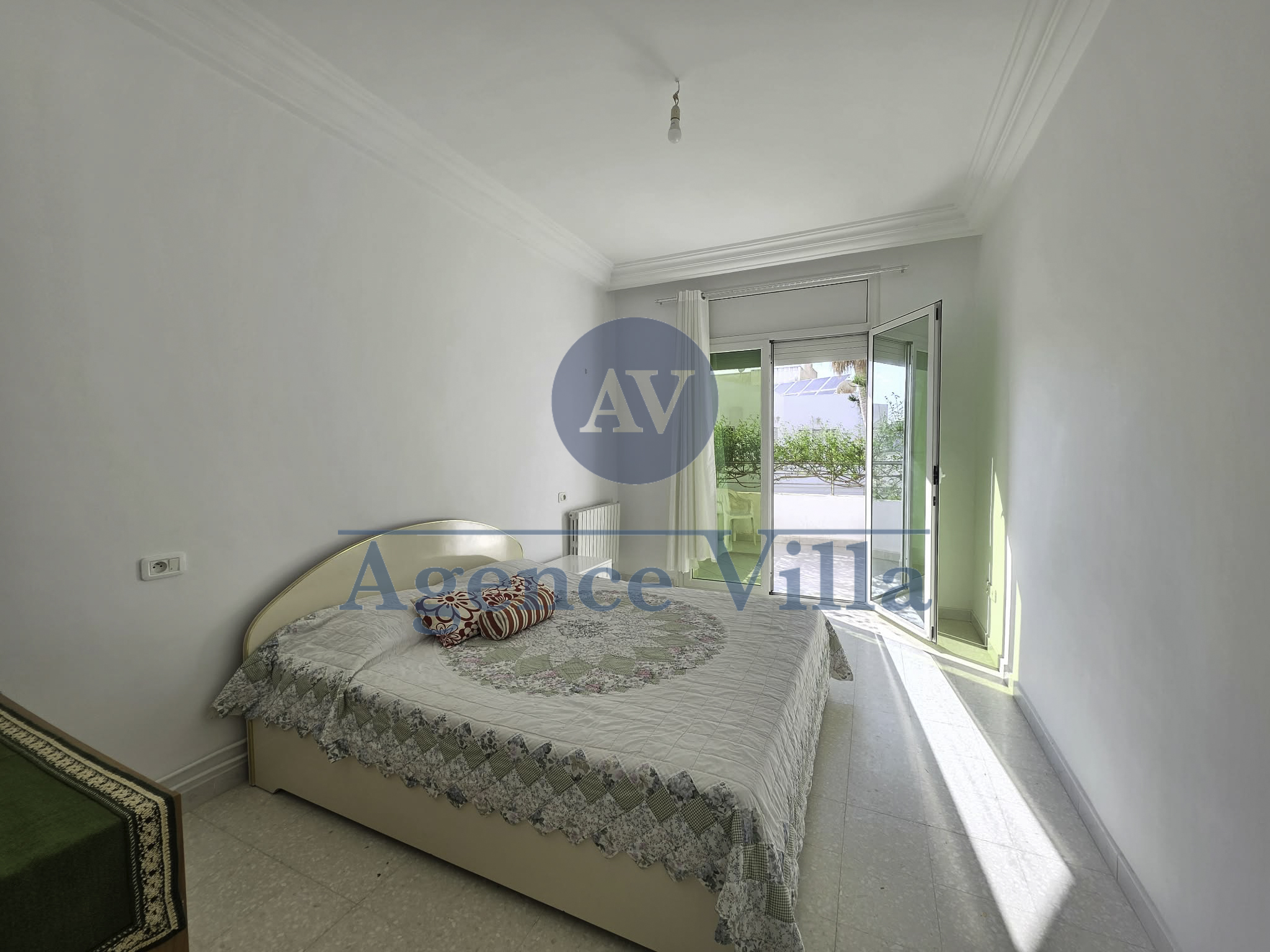 La Marsa&nbsp;Marsa Erriadh&nbsp;Location&nbsp;Appart. 3 pi�ces&nbsp;Un appartement s2 meubl�  a la marsa cit� riadh