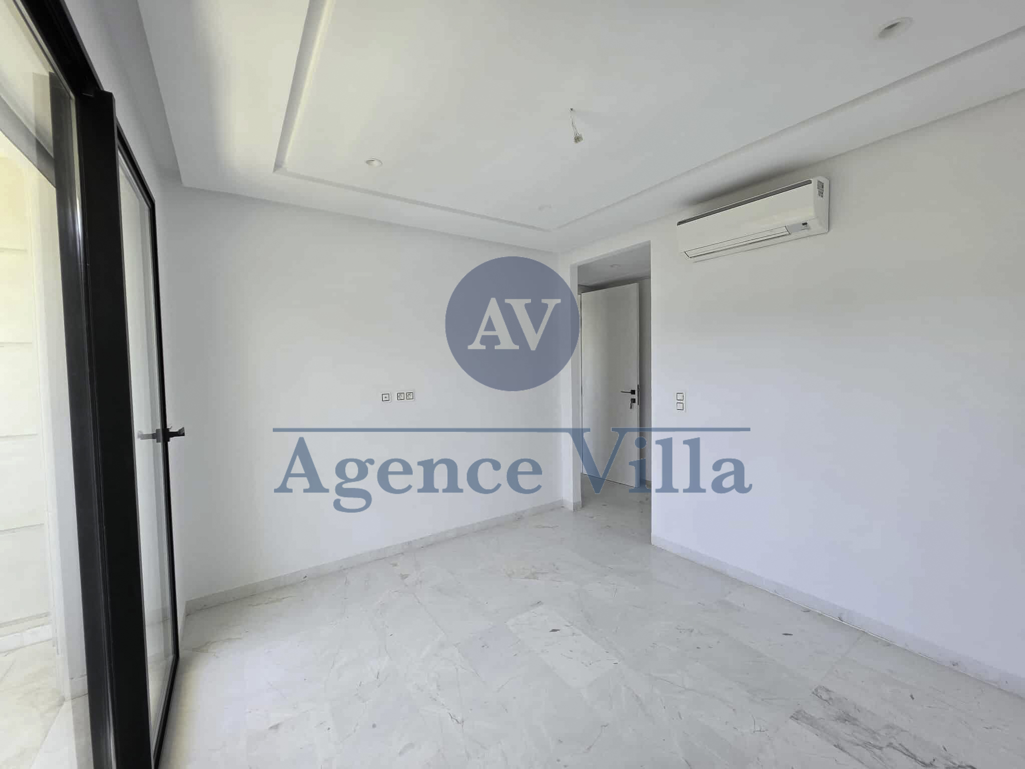 Ain Zaghouan&nbsp;Jardins de Carthage&nbsp;Location&nbsp;Appart. 4 pi�ces&nbsp;Appartement s3 neuf aux jardins de carthage