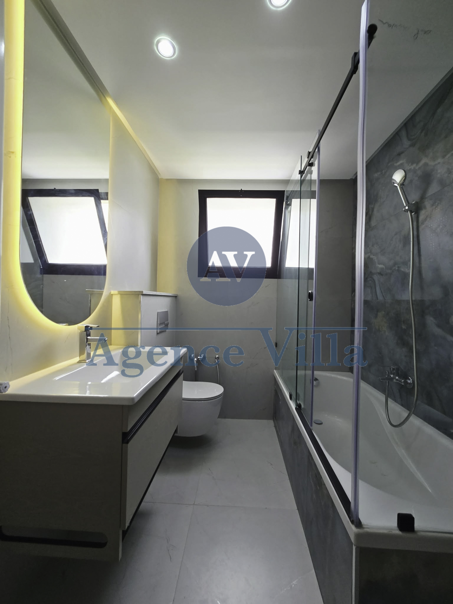 La Soukra&nbsp;Chotrana 3&nbsp;Location&nbsp;Appart. 4 pi�ces&nbsp;Appartement s3 � chotrana 3 la soukra