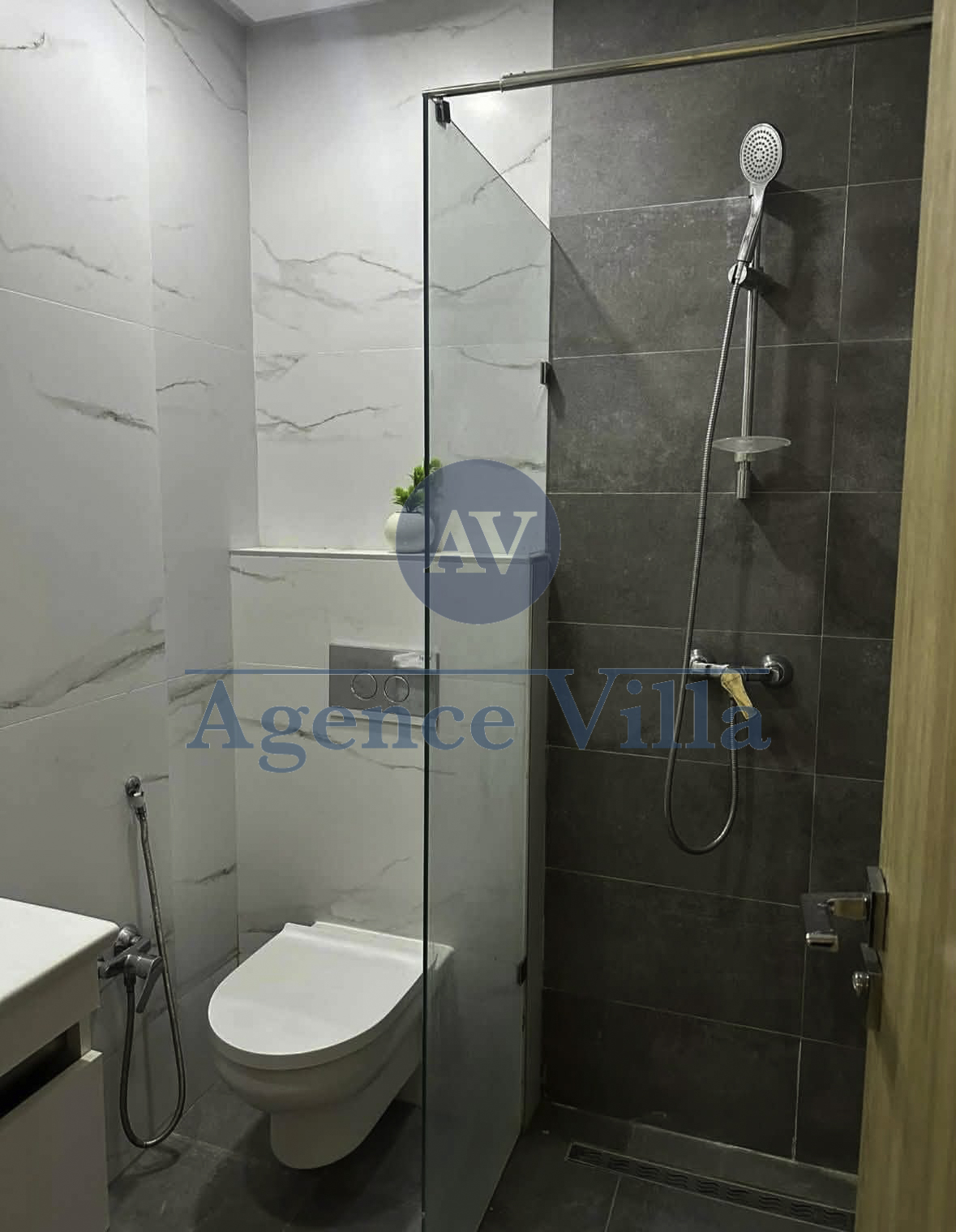 La Soukra&nbsp;La Soukra&nbsp;Location&nbsp;Appart. 2 pi�ces&nbsp;Un appartement s1 meubl� � la soukra