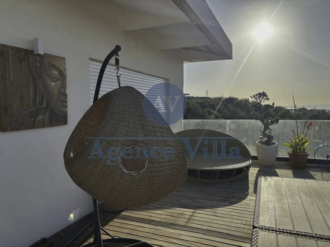 La Marsa&nbsp;Gammart&nbsp;Location&nbsp;Appart. 4 pi�ces&nbsp;Penthouse s3 avec vue sur mer � gammarth