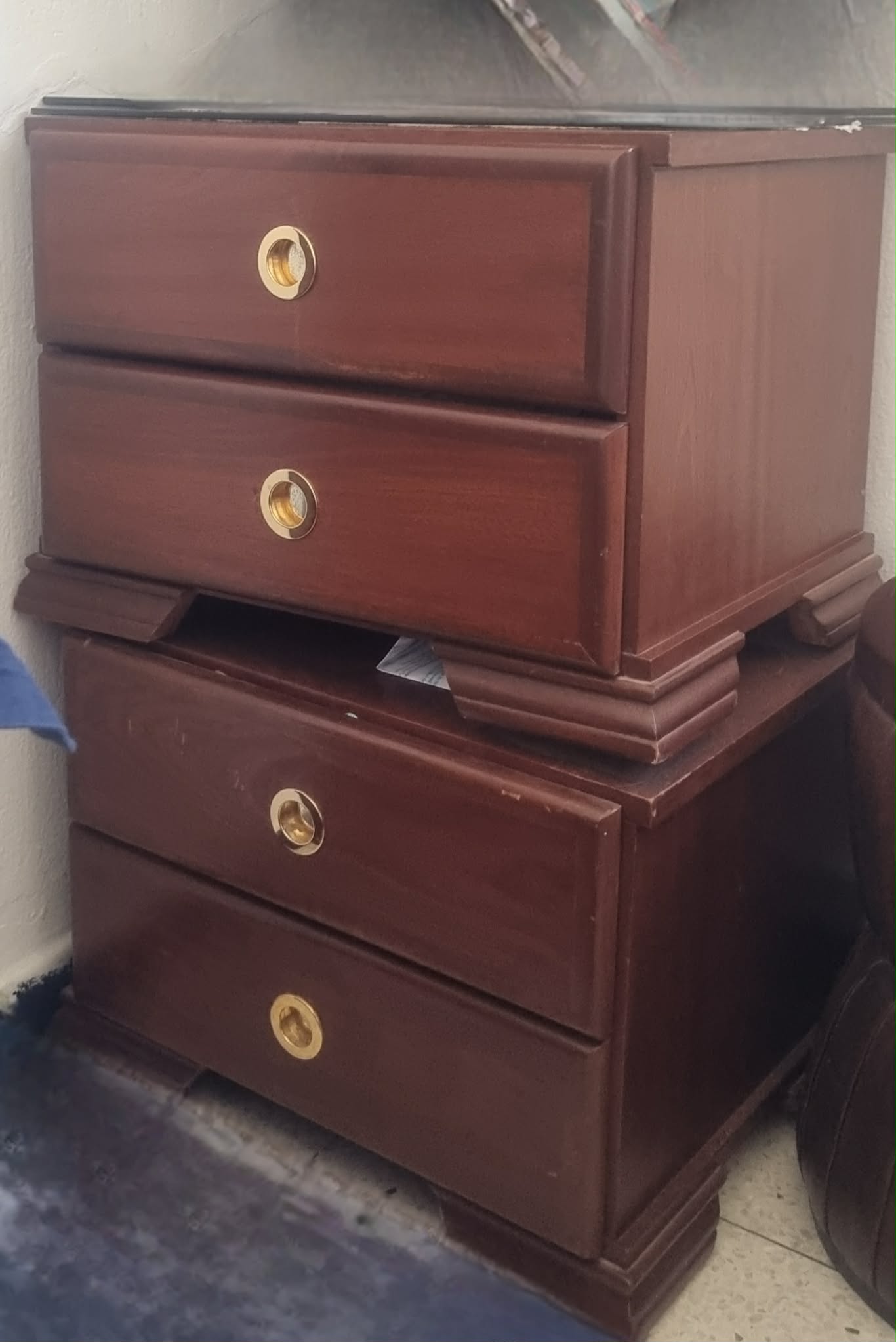 Raoued&nbsp;Ariana Essoughra&nbsp;Chambres � coucher&nbsp;Armoires - Dressing&nbsp;Divers meubles