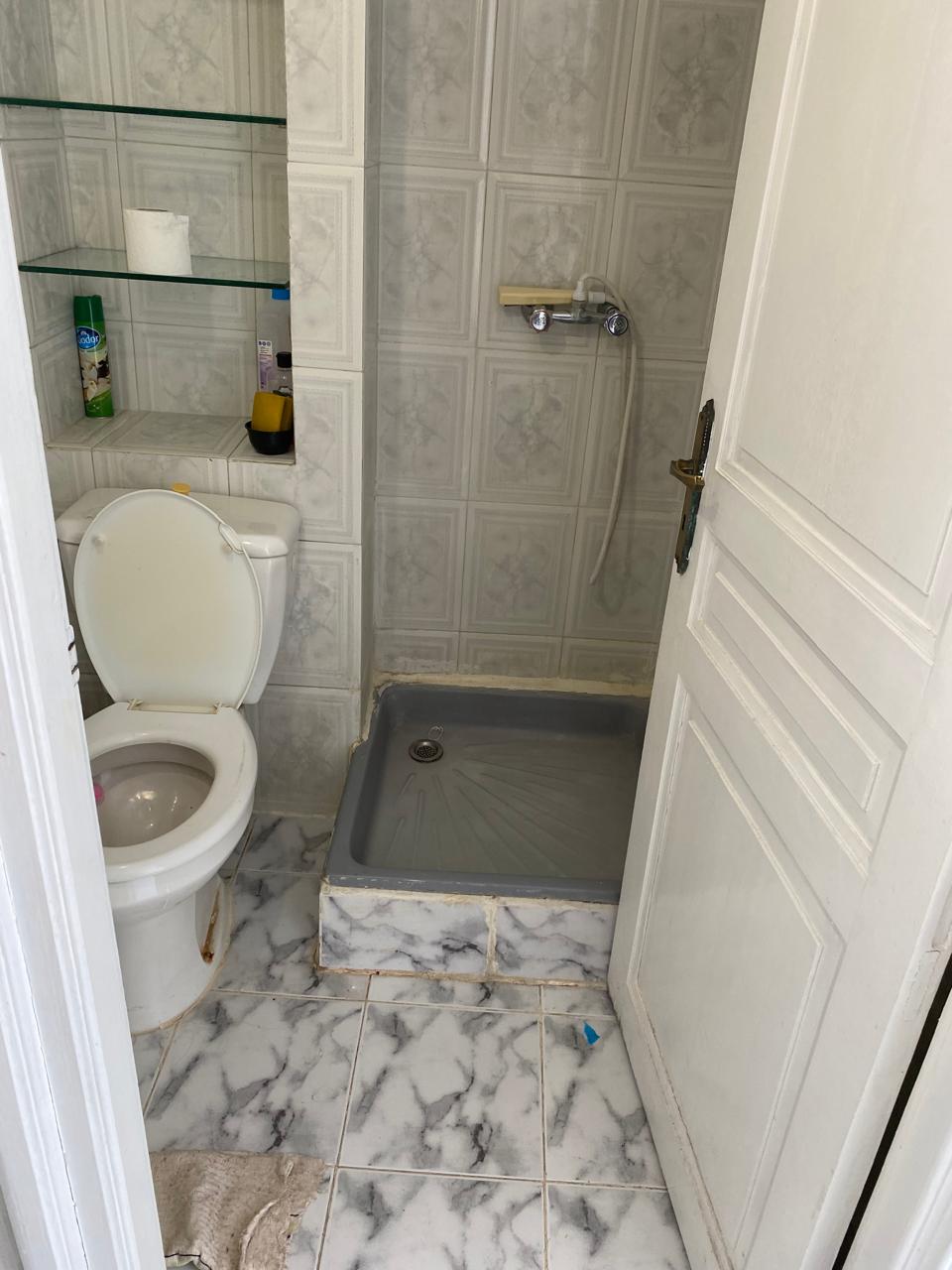 El Menzah&nbsp;El Menzah 9&nbsp;Location&nbsp;Appart. 1 pi�ce&nbsp;Coquet studio pour 1 jeune fille pres centre makni