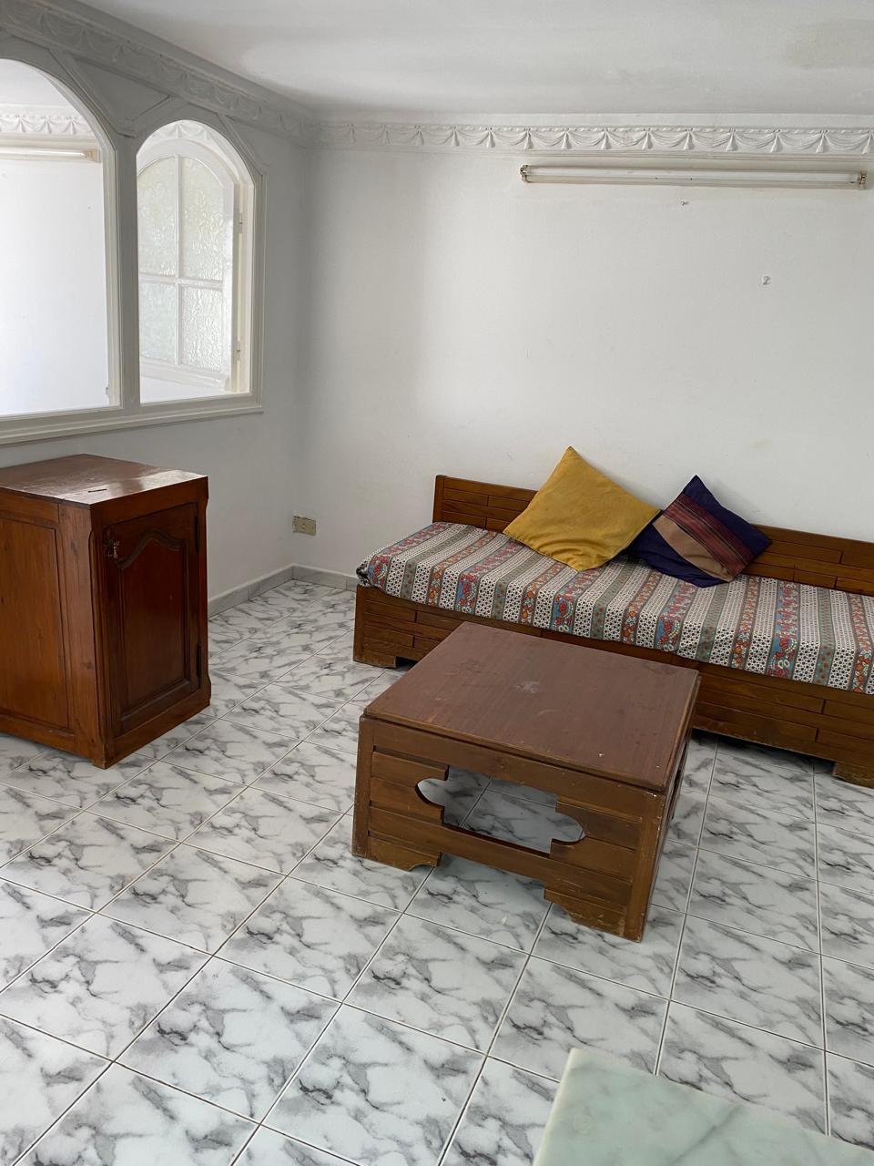 El Menzah&nbsp;El Menzah 9&nbsp;Location&nbsp;Appart. 1 pi�ce&nbsp;Coquet studio pour 1 jeune fille pres centre makni