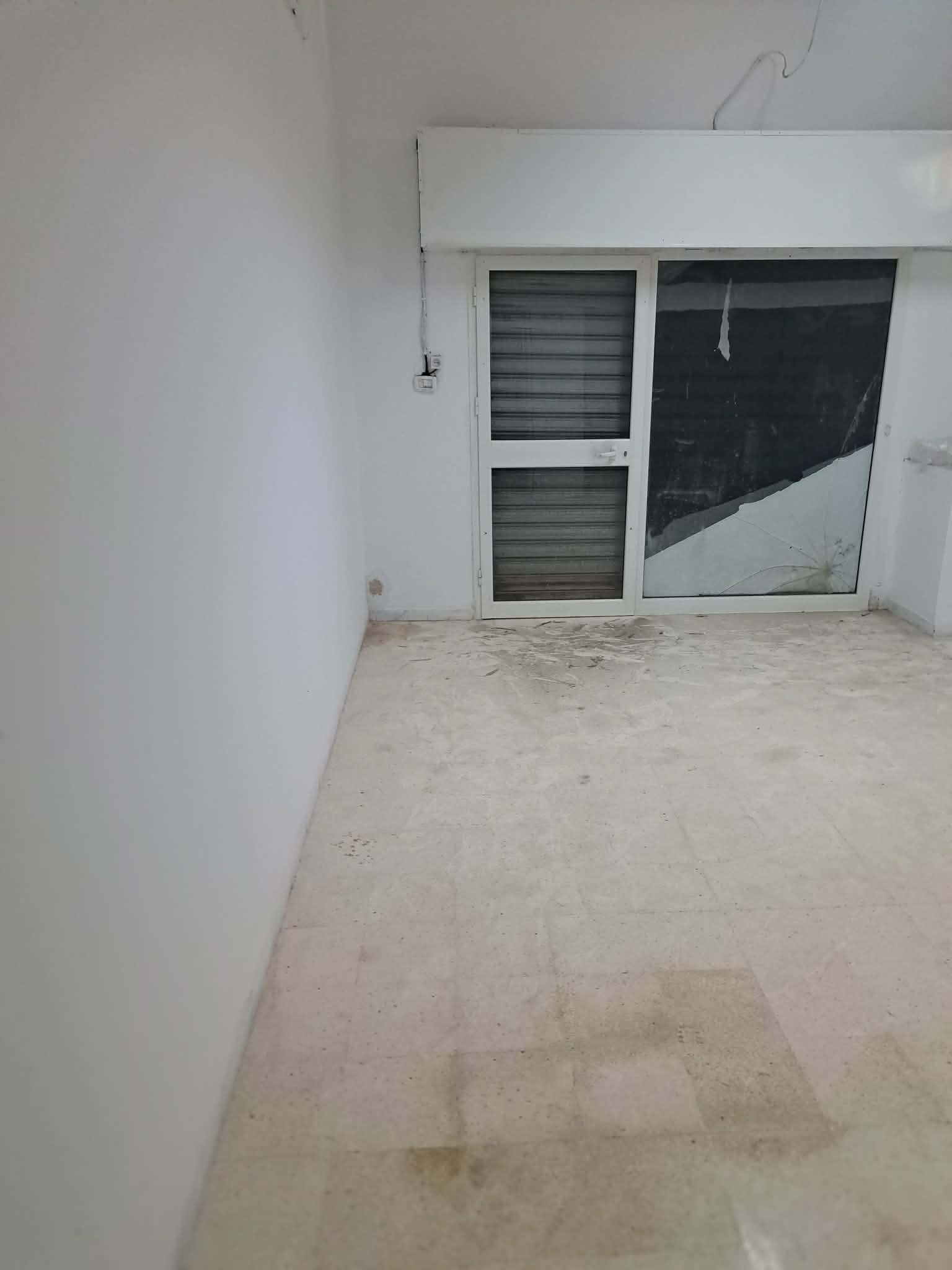 Ariana Ville&nbsp;Nouvelle Ariana&nbsp;Location&nbsp;Surfaces&nbsp;Local 28 m2 � la nouvelle ariana