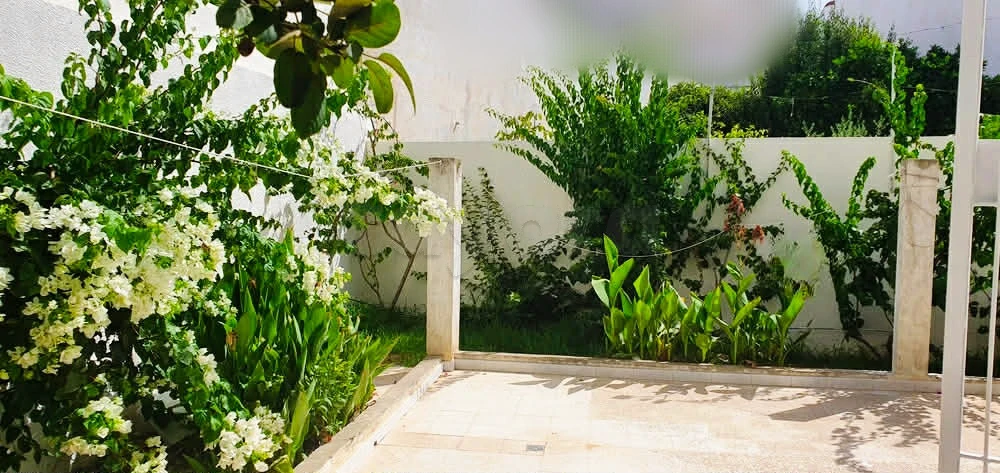 Ariana Ville&nbsp;Riadh Landlous&nbsp;Location&nbsp;Appart. 4 pi�ces&nbsp;Villa s3 � ennasr 2