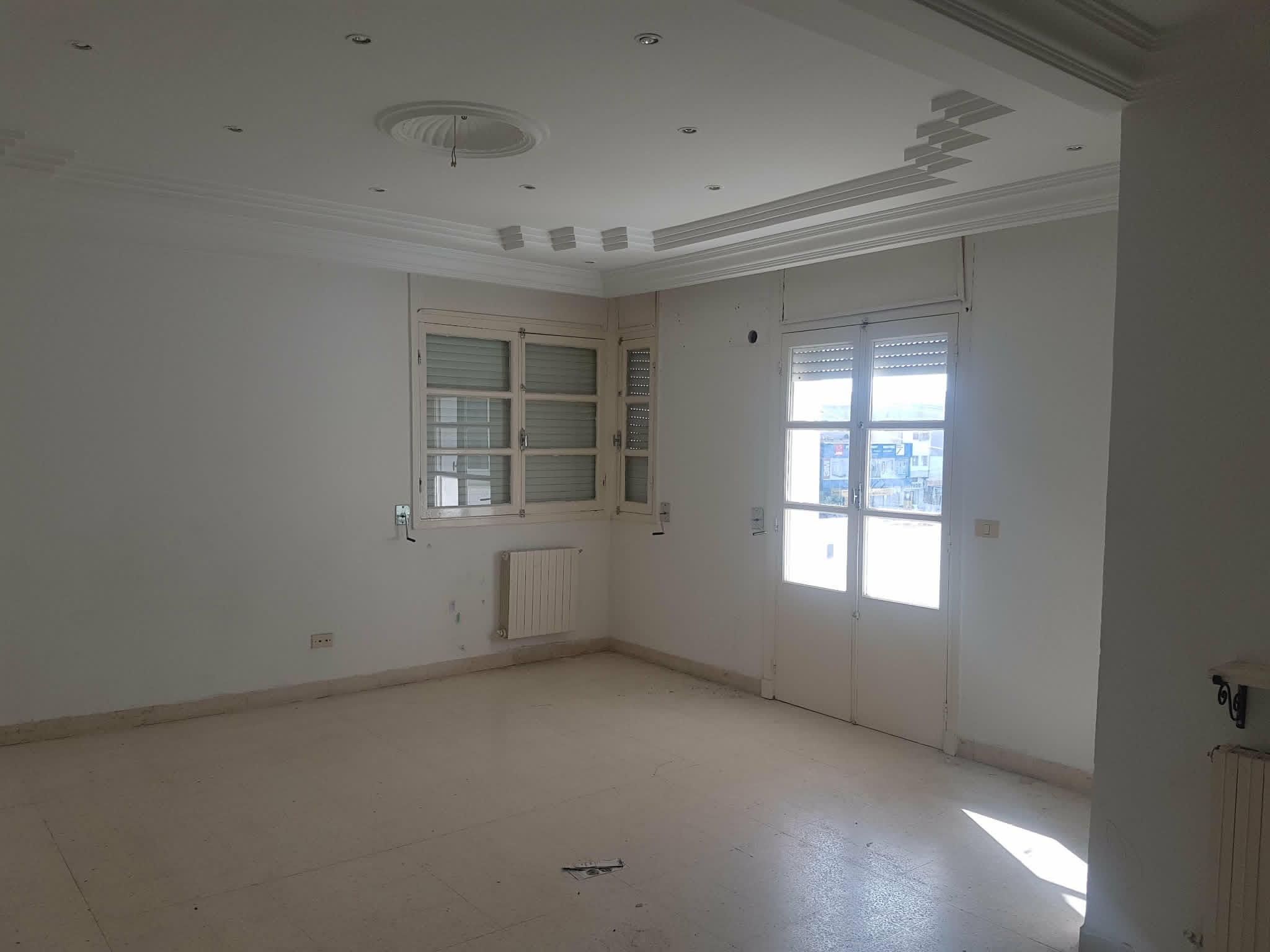 La Soukra&nbsp;Cite Hedi Nouira&nbsp;Vente&nbsp;Appart. 4 pi�ces&nbsp;App s 3 cite hedi nouira