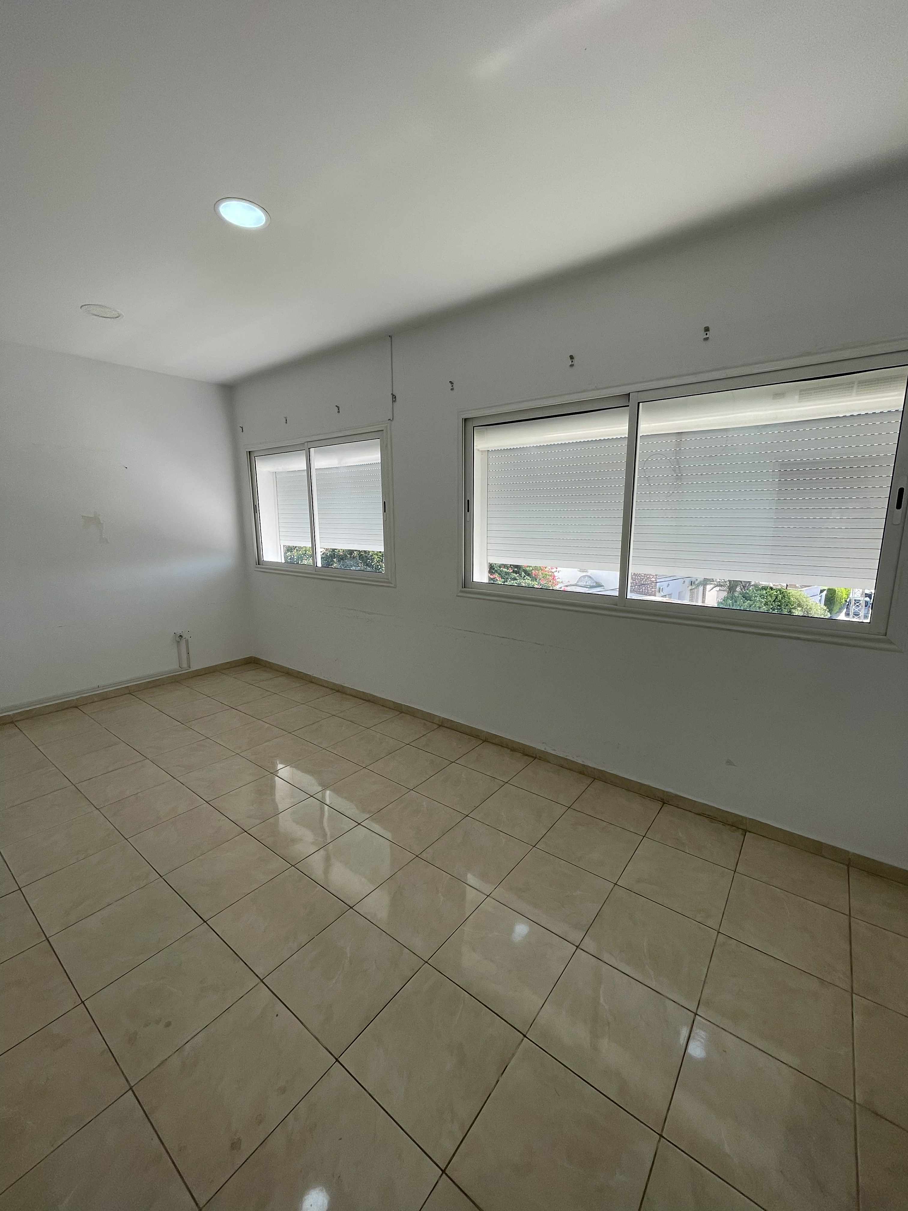 Cite El Khadra&nbsp;Cite Jardins&nbsp;Bureaux & Commerces&nbsp;Bureau&nbsp;Bureau s3 � alain savary