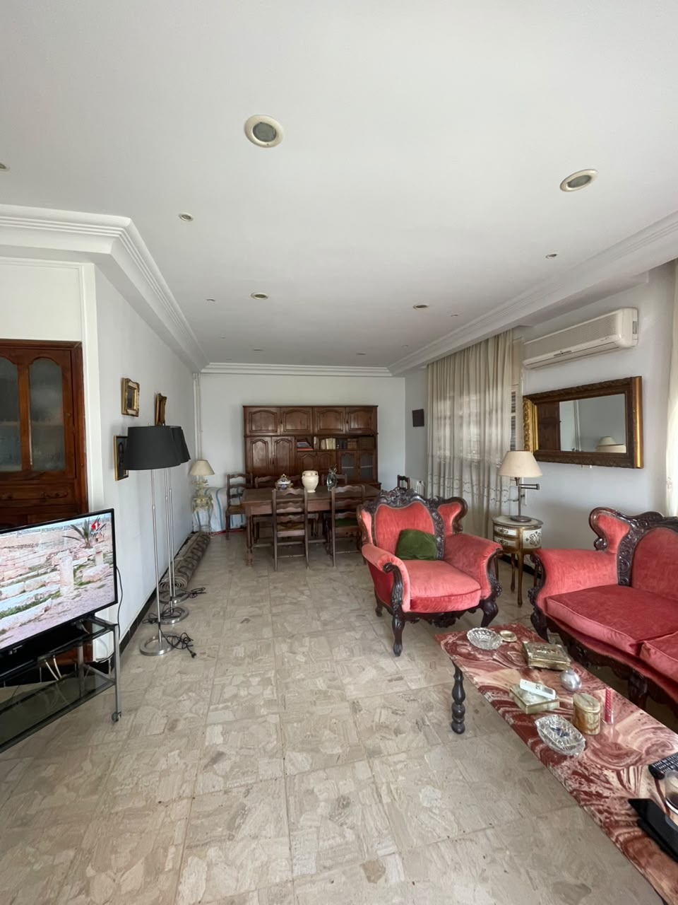 Cite El Khadra&nbsp;Cite Jardins&nbsp;Vente&nbsp;Appart. 4 pi�ces&nbsp;Etage de villa � alain savary