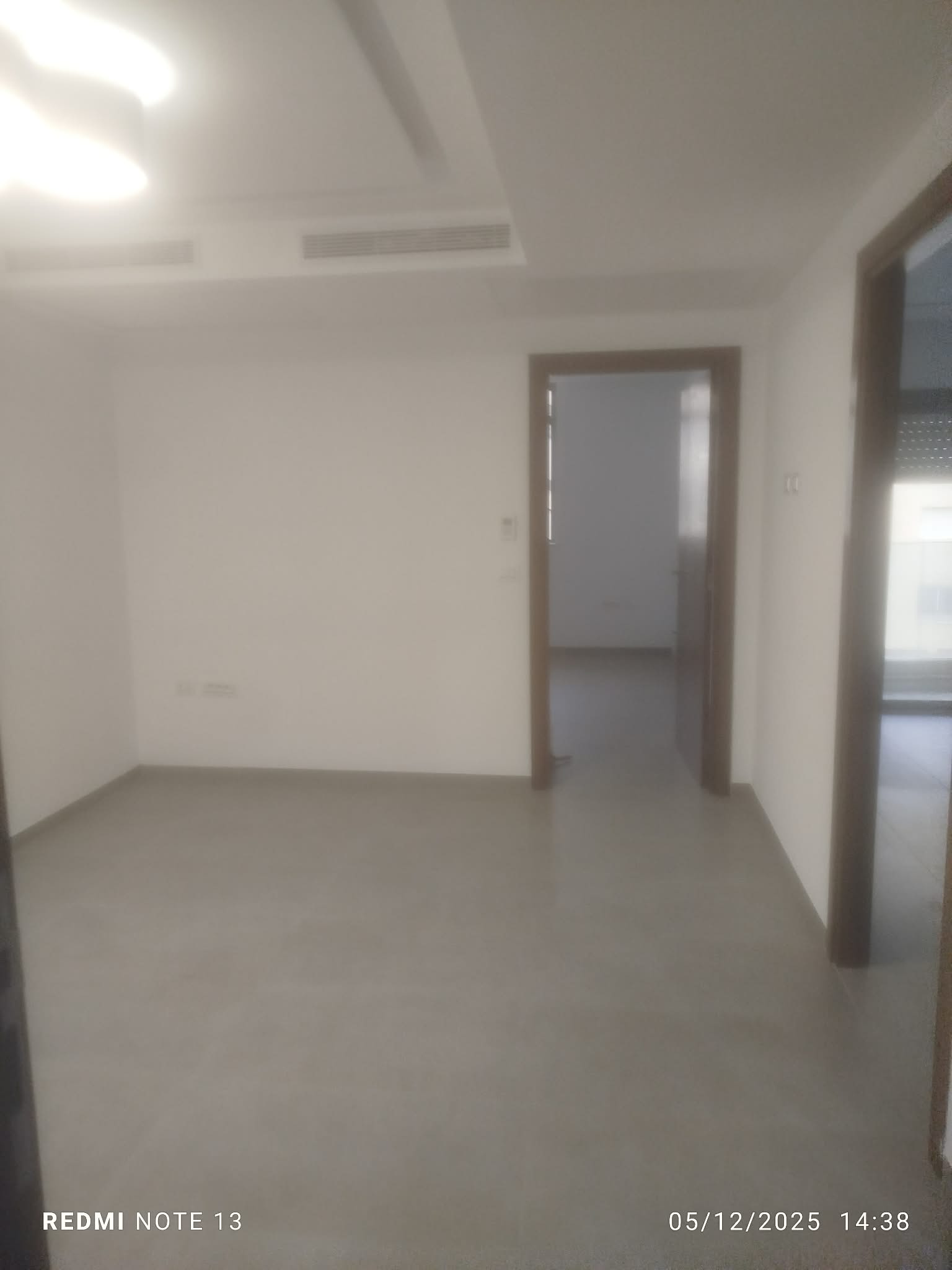 Ariana Ville&nbsp;Cite Ennasr 2&nbsp;Location&nbsp;Appart. 3 pi�ces&nbsp;Bureau avenue h�di nouira