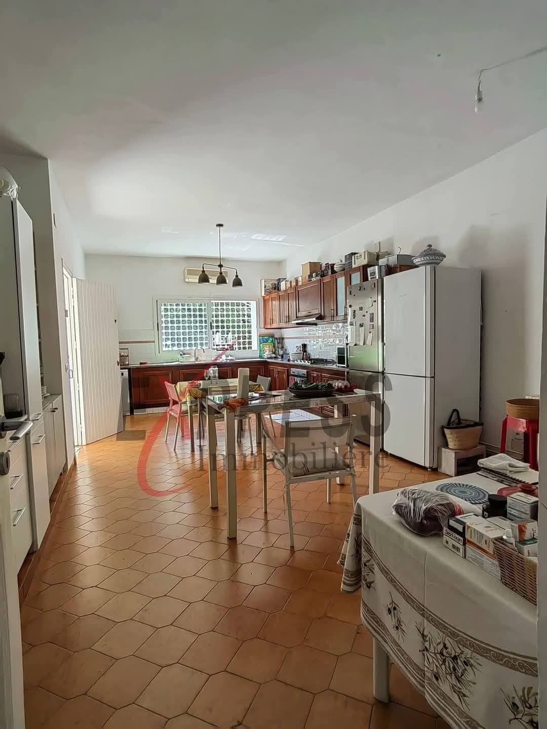 El Menzah&nbsp;El Menzah 9&nbsp;Location&nbsp;Maisons&nbsp;Une villa s4 rdc avec un tr�s grand jardin