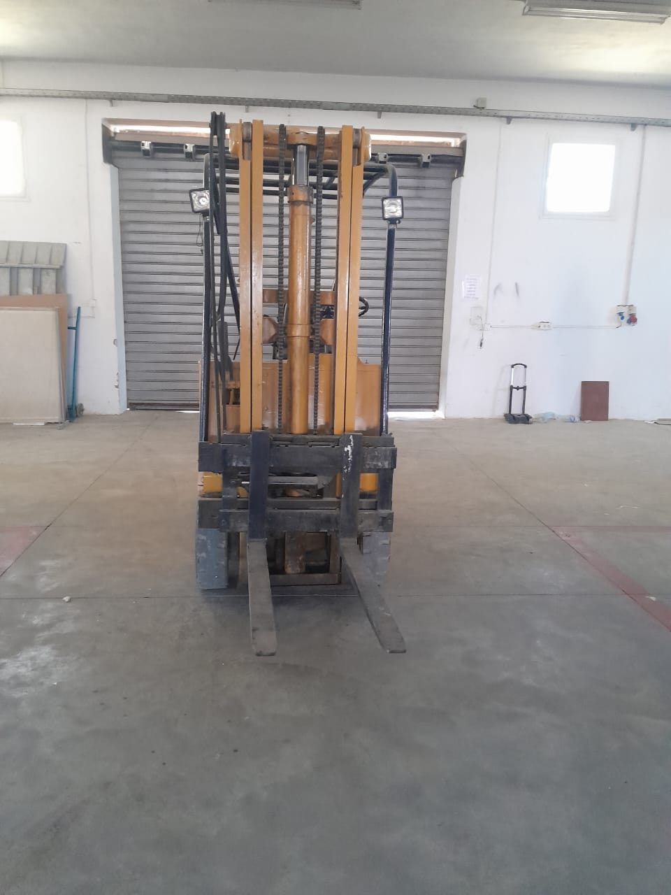 La Soukra&nbsp;La Soukra&nbsp;Autre&nbsp;Autre&nbsp;Chariot el�vateur om