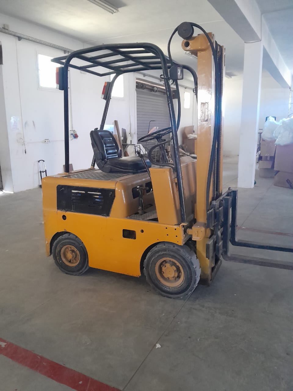 La Soukra&nbsp;La Soukra&nbsp;Autre&nbsp;Autre&nbsp;Chariot el�vateur om