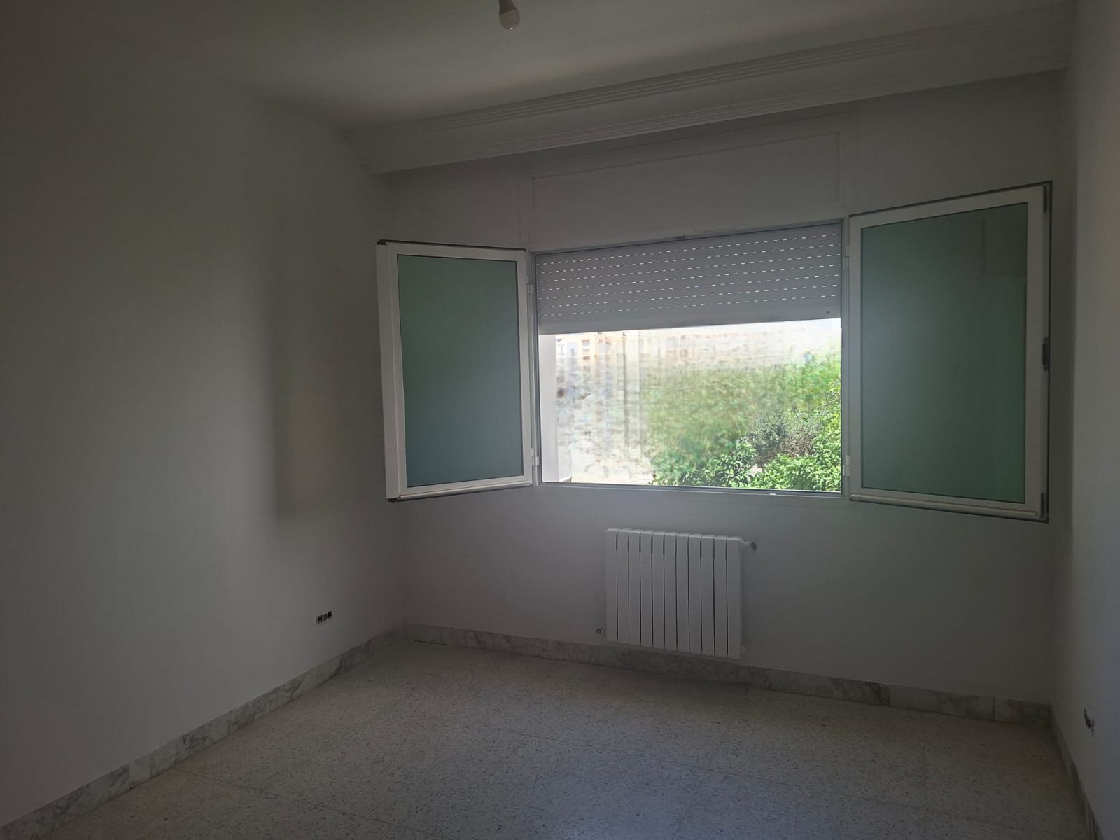 Ariana Ville&nbsp;Cite Ennasr 2&nbsp;Location&nbsp;Appart. 4 pi�ces&nbsp;Appartement s plus 3 a ennaser 2