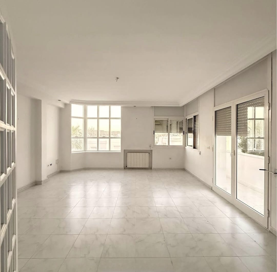 Ariana Ville&nbsp;Cite Ennasr 2&nbsp;Location&nbsp;Maisons&nbsp;Etage de villa s plus 3 � ennaser