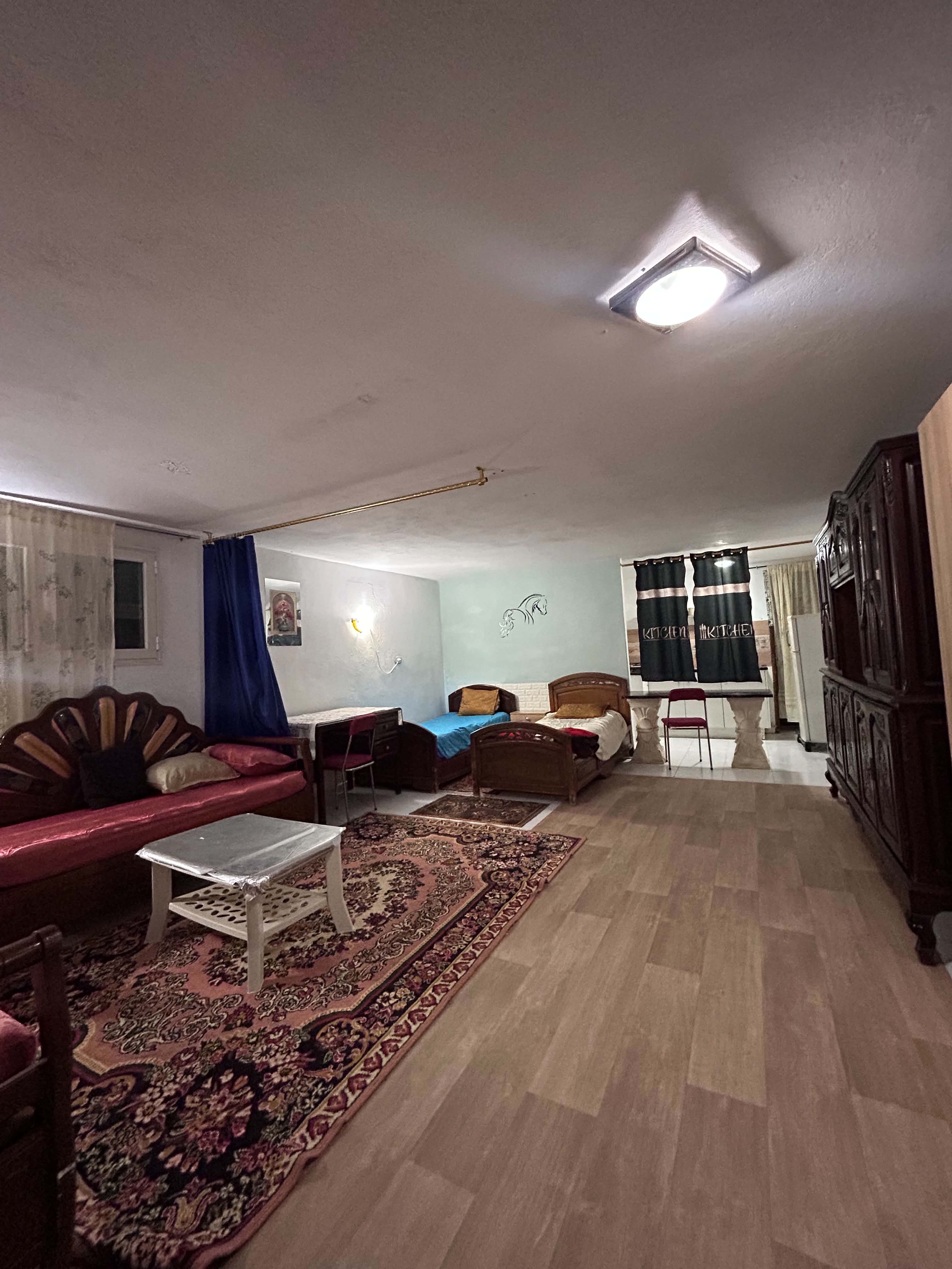 Mnihla&nbsp;Jardins d'el Menzah&nbsp;Location&nbsp;Appart. 1 pi�ce&nbsp;Rez de jardin pr�s x3