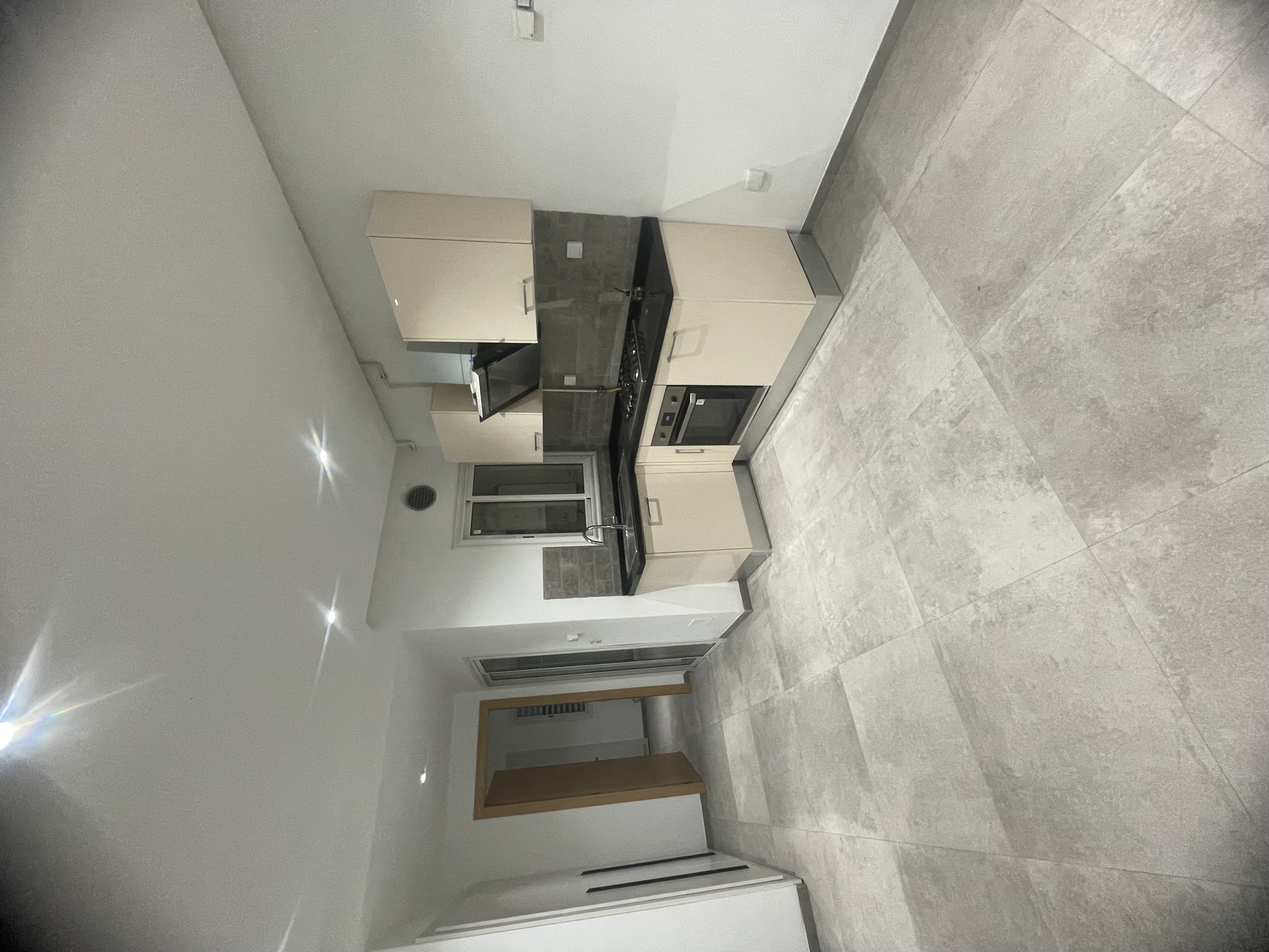 Ariana Ville&nbsp;Cite Ennasr 2&nbsp;Location&nbsp;Appart. 2 pi�ces&nbsp;Appartement haut standing a ennasr
