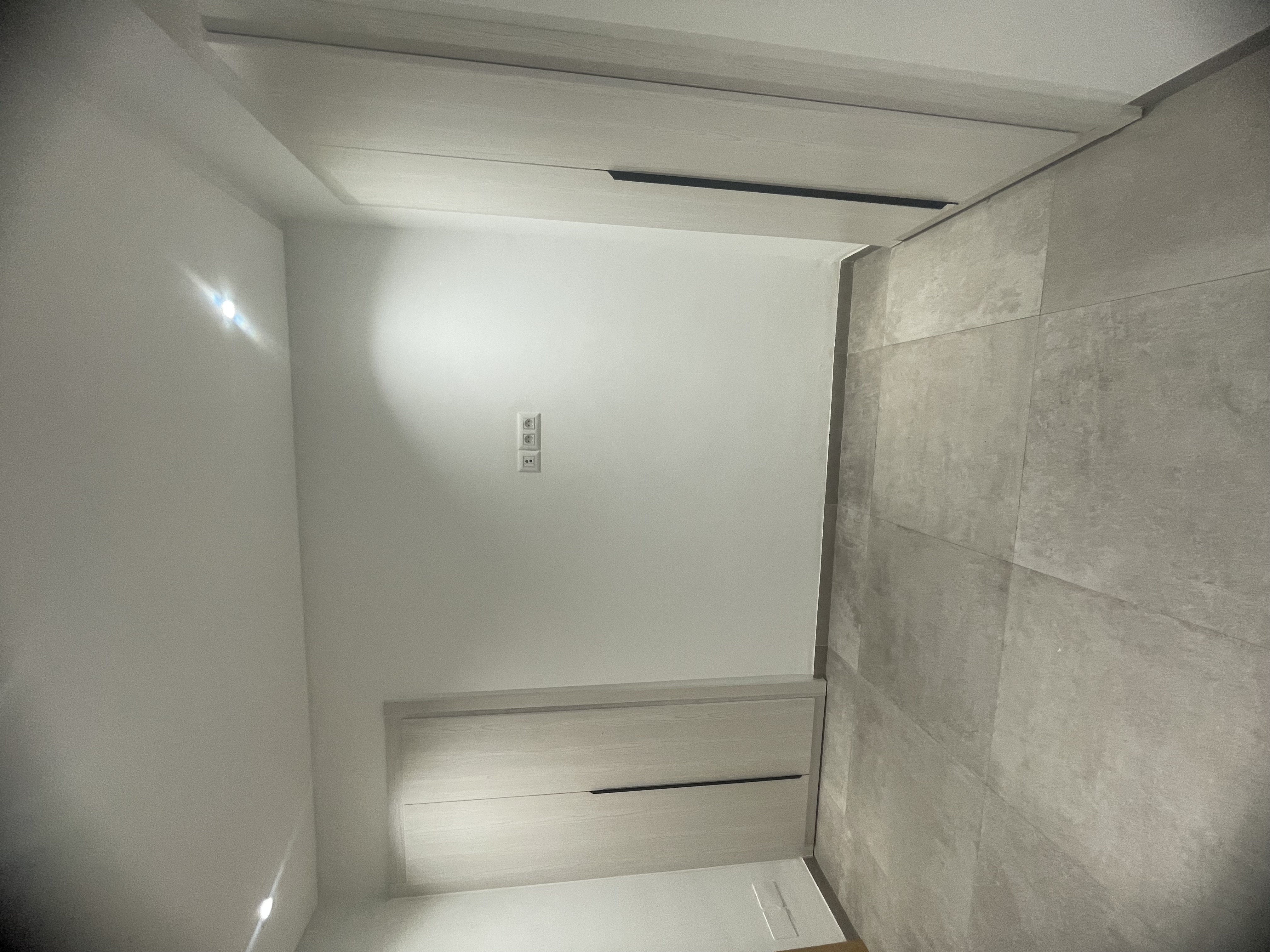 Ariana Ville&nbsp;Cite Ennasr 2&nbsp;Location&nbsp;Appart. 2 pi�ces&nbsp;Appartement haut standing a ennasr
