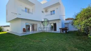 Nabeul&nbsp;Nabeul&nbsp;Vente&nbsp;Maisons&nbsp;   superbe villa s5  cit el ref746a