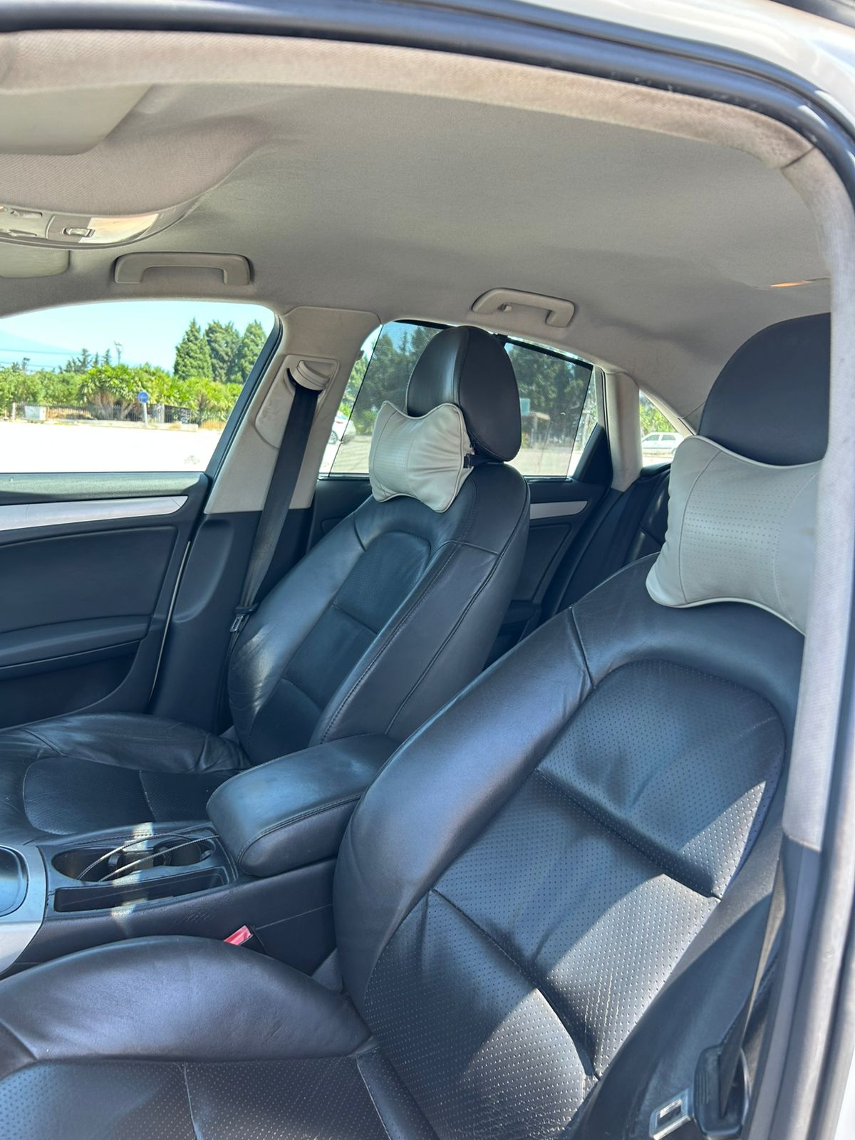 Ezzahra&nbsp;Ezzahra&nbsp;Audi&nbsp;A4&nbsp;Audi a4 de couleur blanche �tat neuf