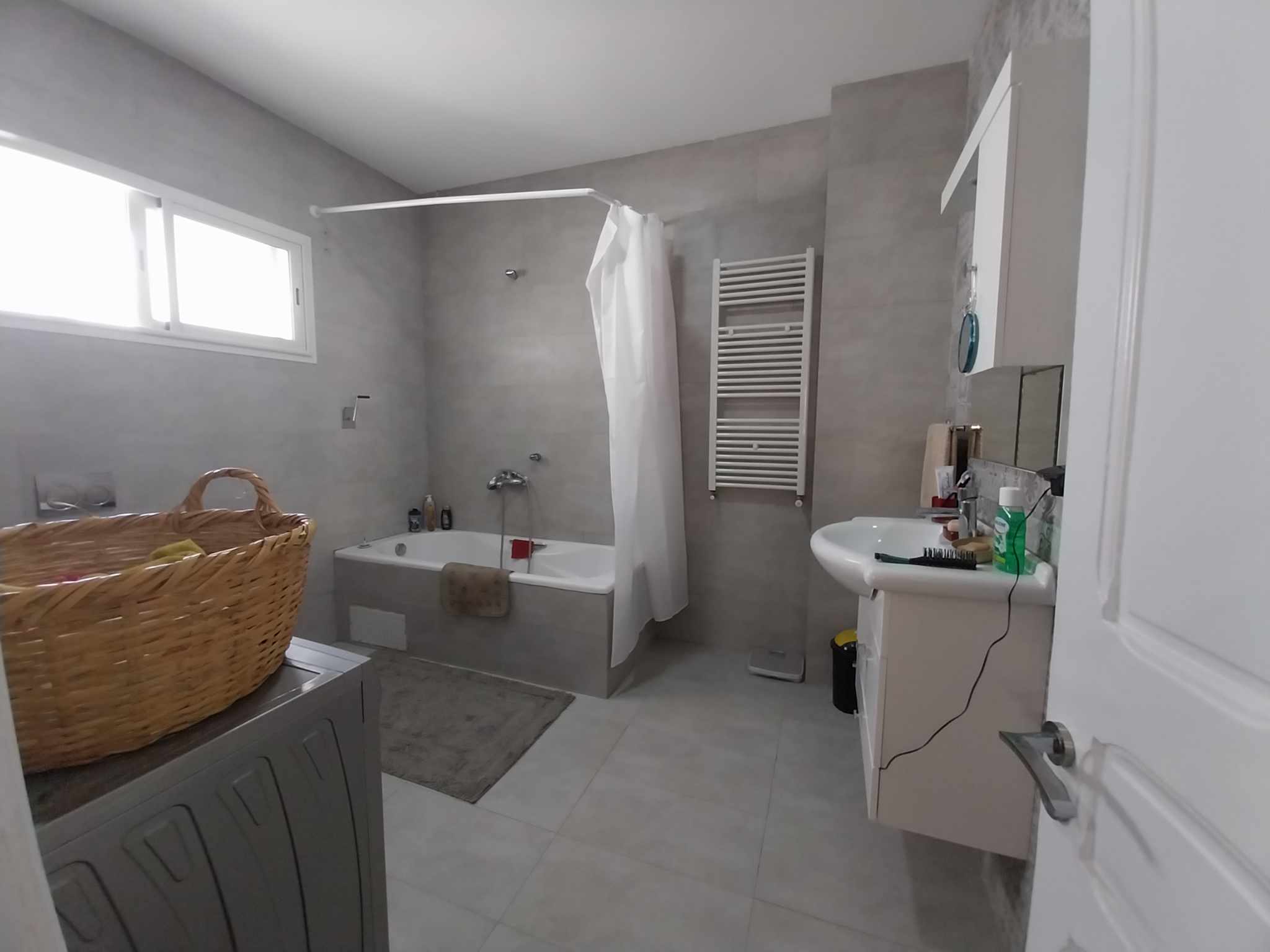 Bab Bhar&nbsp;Habib Thameur&nbsp;Vente&nbsp;Appart. 3 pi�ces&nbsp;Un appartement meubl� � l'habib thameur