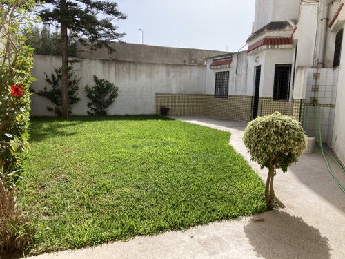 Nabeul&nbsp;Cite El Mahrsi 2&nbsp;Location&nbsp;Appart. 2 pi�ces&nbsp;Bungalow climatis� et �quip� 250 m de la plage