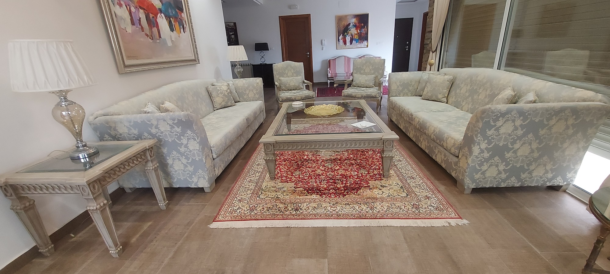 La Soukra&nbsp;Chotrana 2&nbsp;Salon - Salle � manger &nbsp;Salons&nbsp;Beau salon conforta en excellente etat