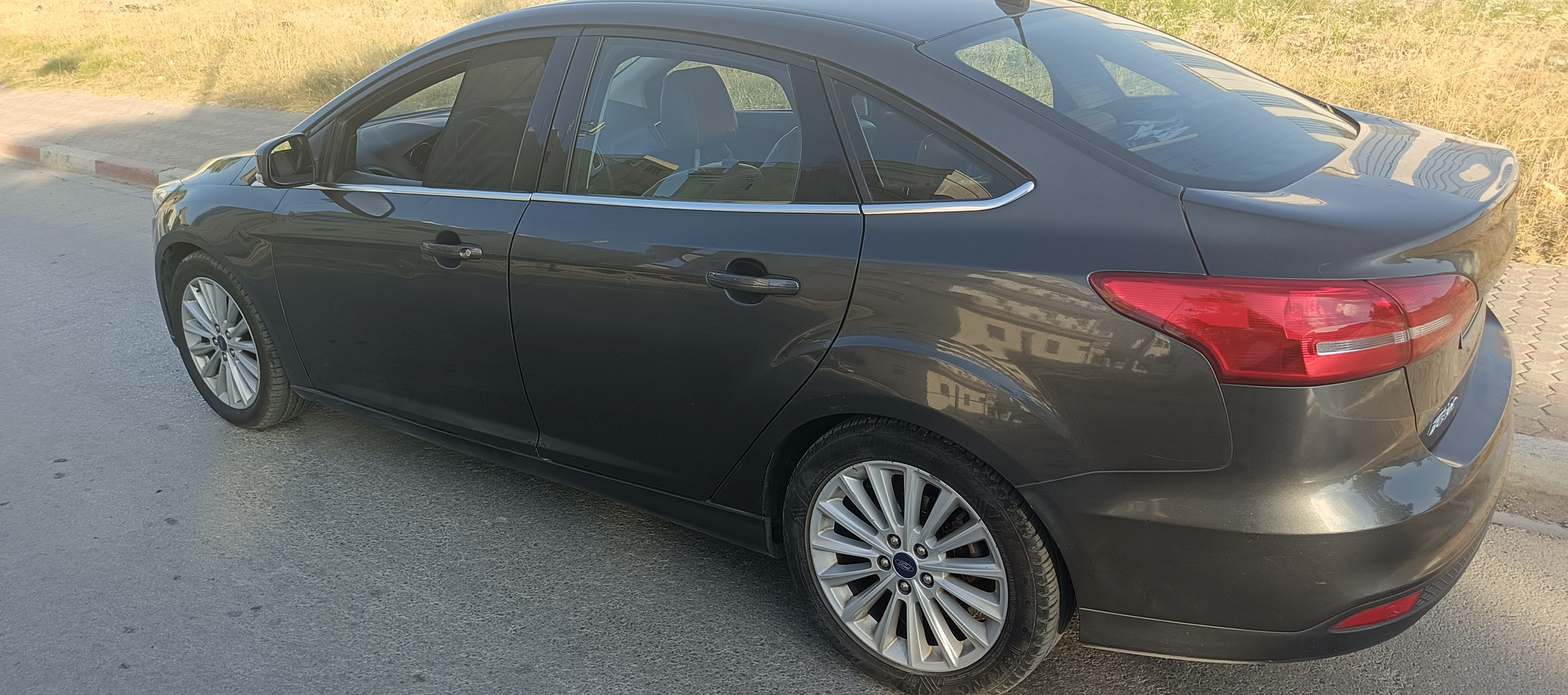 Bizerte Nord&nbsp;Bizerte Bab Mateur&nbsp;Ford&nbsp;Focus&nbsp;Ford focus sedan titanium
