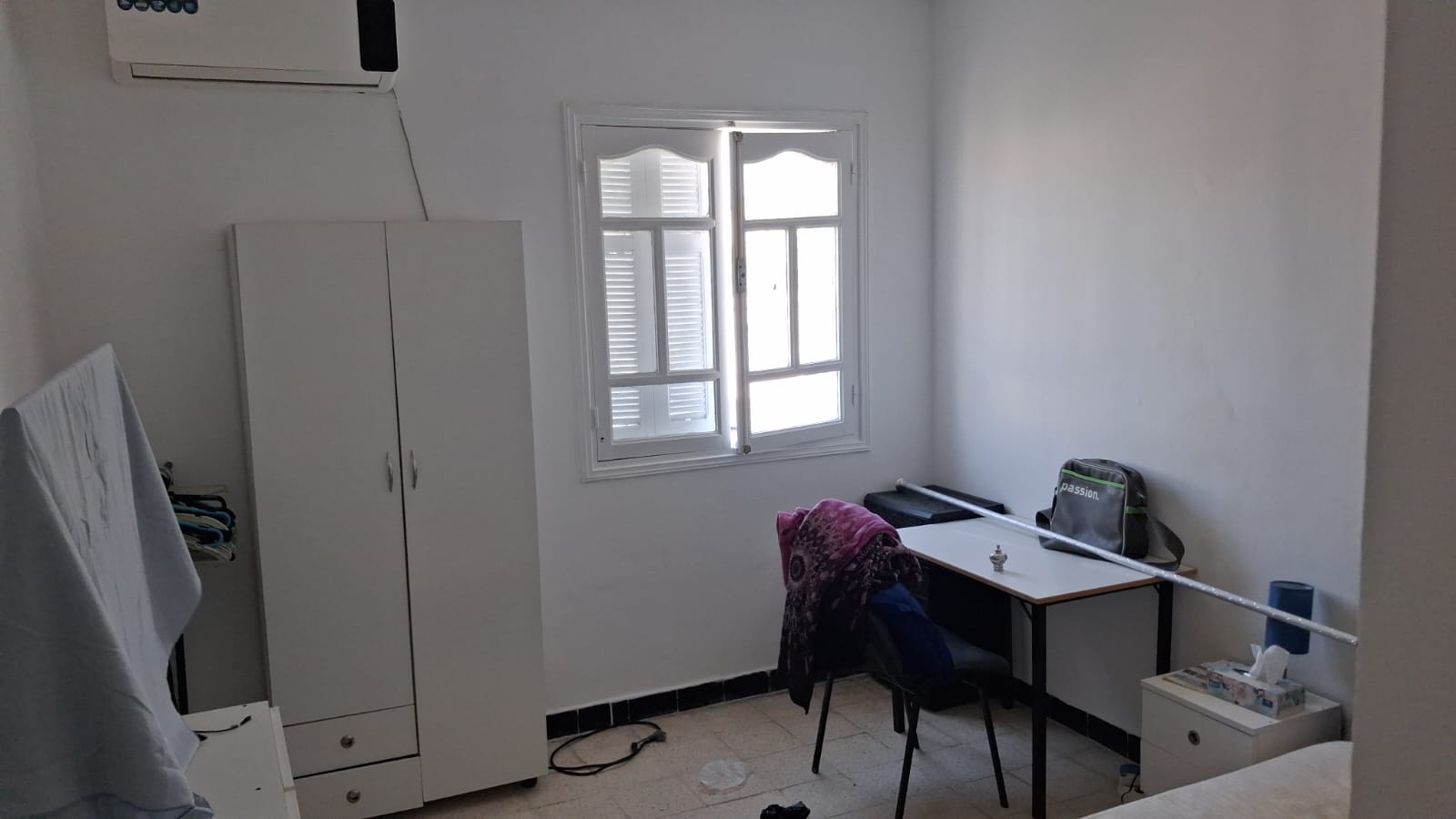 Cite El Khadra&nbsp;Cite Oplympique&nbsp;Vente&nbsp;Appart. 4 pi�ces&nbsp;Appartement  4�me �tage