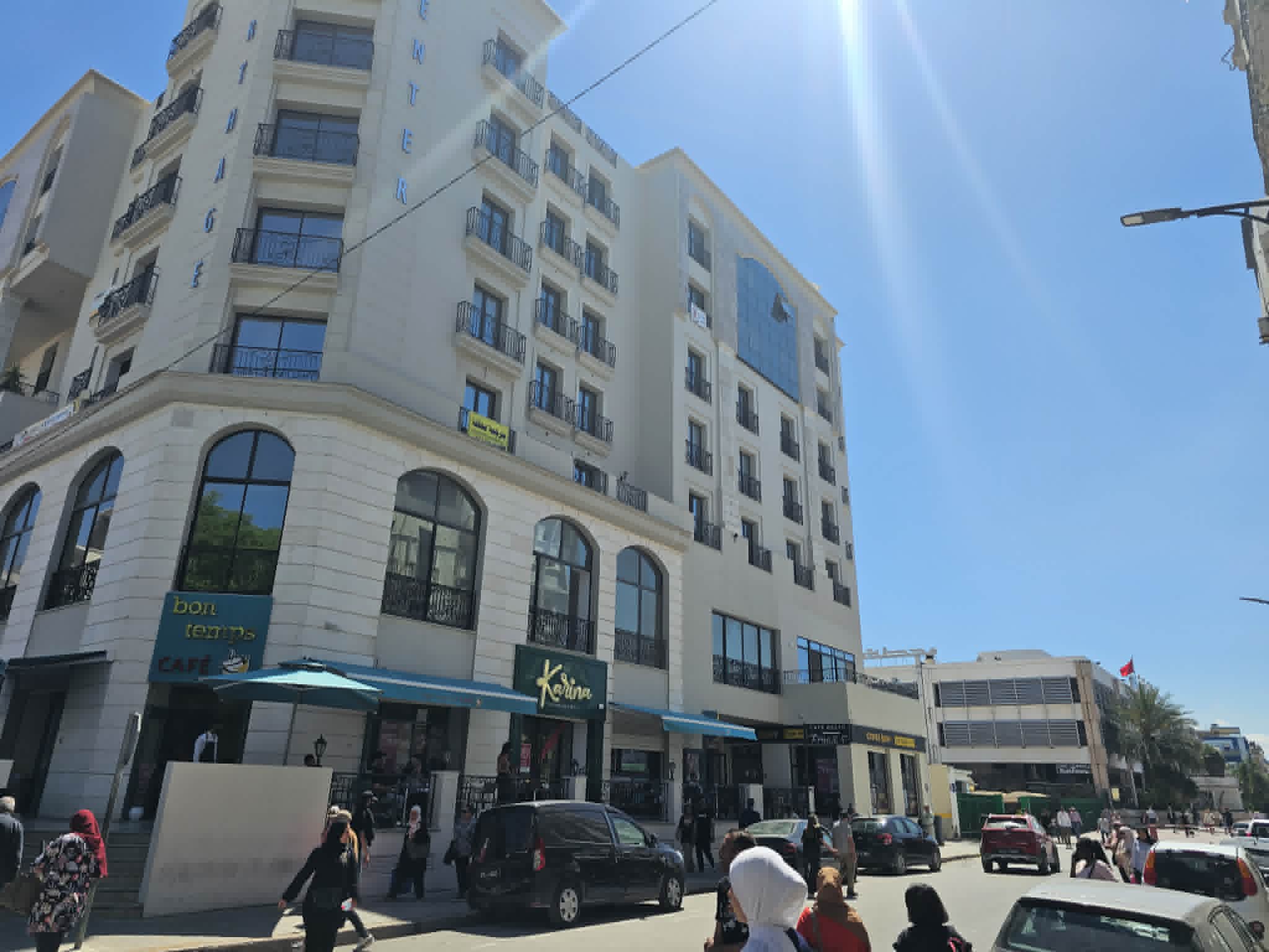 Bab Bhar&nbsp;Bab Bhar&nbsp;Location&nbsp;Appart. 4 pi�ces&nbsp;Exceptionnel open space neuf plein cv