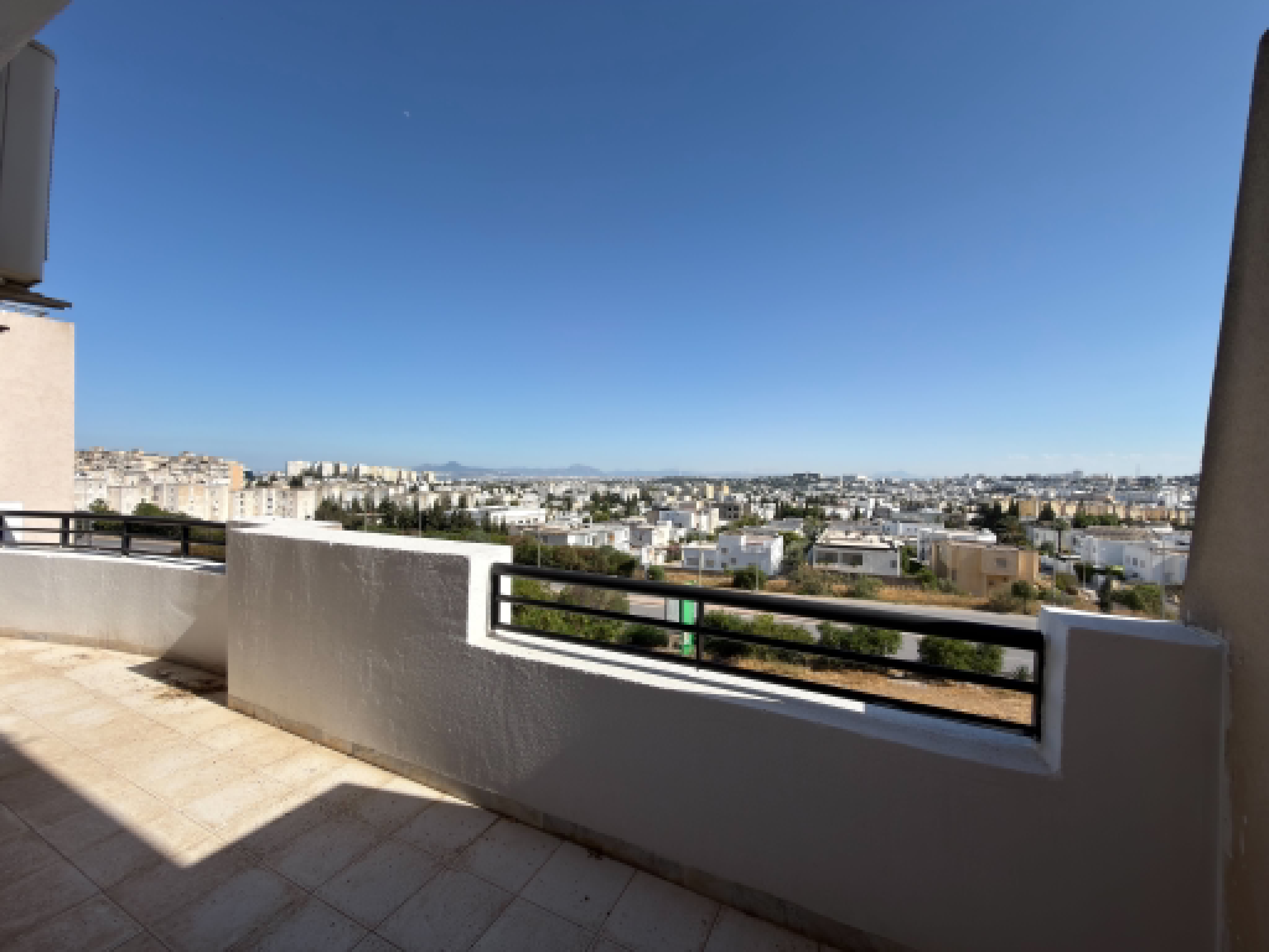Ariana Ville&nbsp;Cite Ennasr 2&nbsp;Location&nbsp;Appart. 4 pi�ces&nbsp;Appart s3 avec terrasse � ennasr 2 hedi nouira