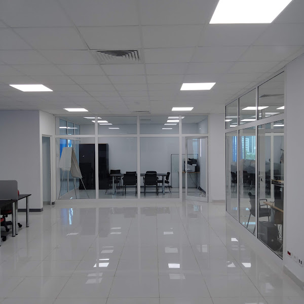 La Soukra&nbsp;Charguia 2&nbsp;Bureaux & Commerces&nbsp;Bureau&nbsp;Super bureau en open space 650 m2 � charguia 2