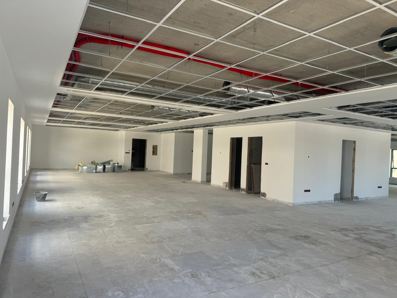 El Kram&nbsp;Le Kram&nbsp;Bureaux & Commerces&nbsp;Bureau&nbsp;Super immeuble bureautique neuf au lac 3 kram