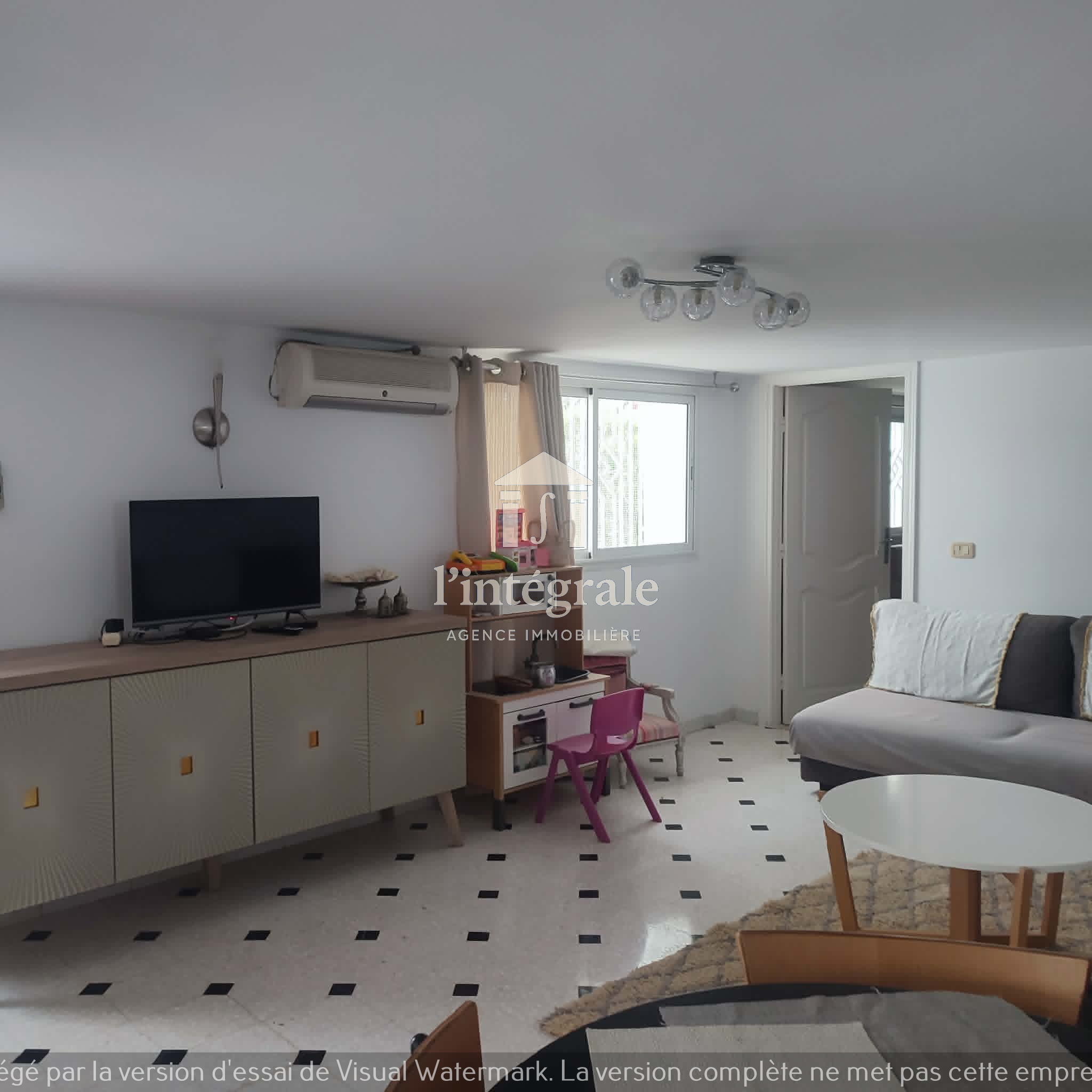 Ariana Ville&nbsp;Cite Ennasr 2&nbsp;Location&nbsp;Appart. 2 pi�ces&nbsp;S1 richement meubl�