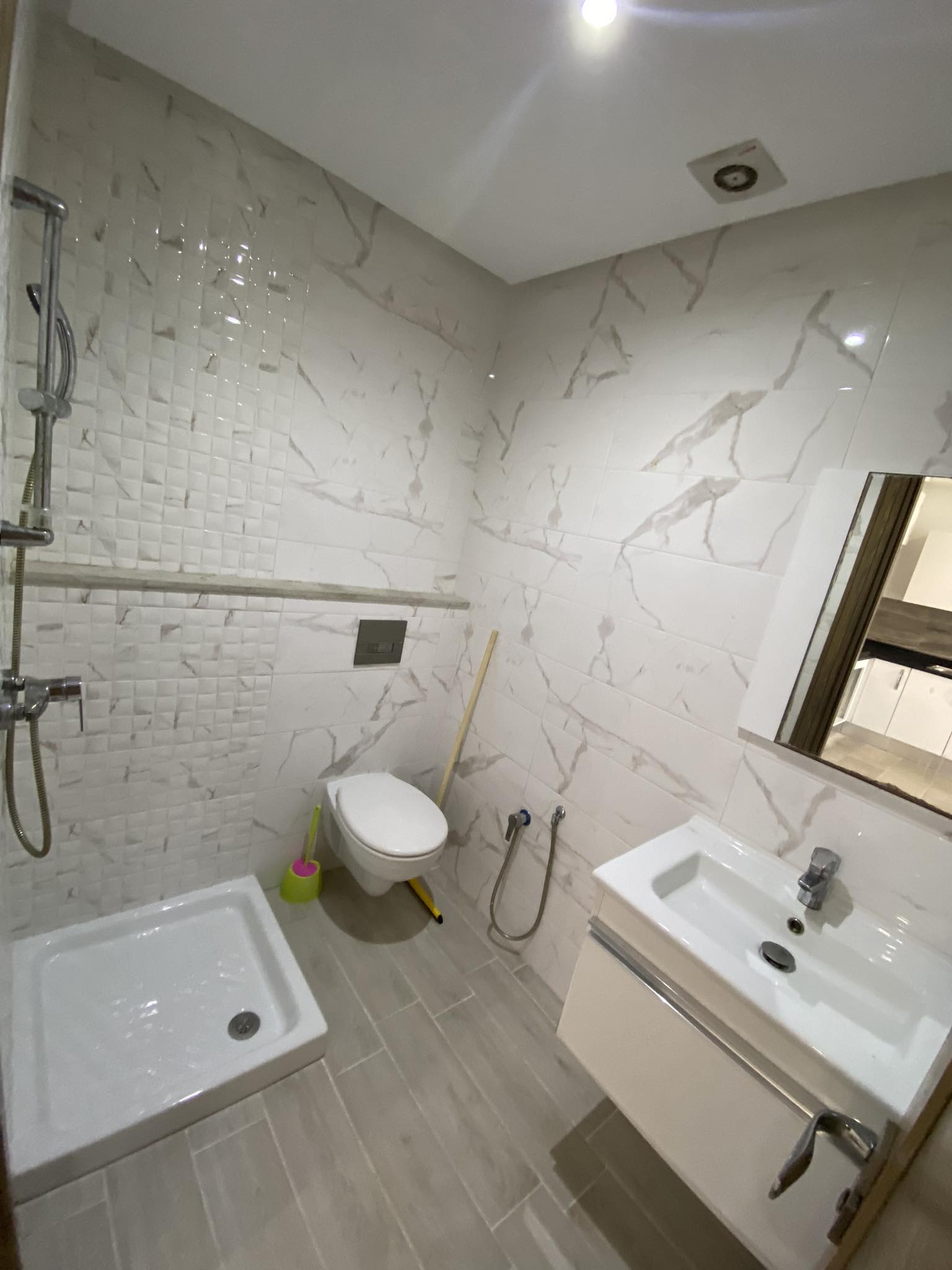 La Soukra&nbsp;Borj Louzir&nbsp;Location&nbsp;Appart. 2 pi�ces&nbsp;Appartement splus1 borj louzir