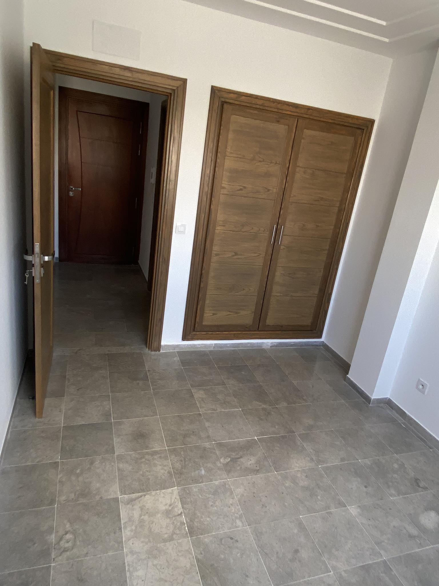 La Soukra&nbsp;Borj Louzir&nbsp;Location&nbsp;Appart. 2 pi�ces&nbsp;Appartement splus1 borj louzir