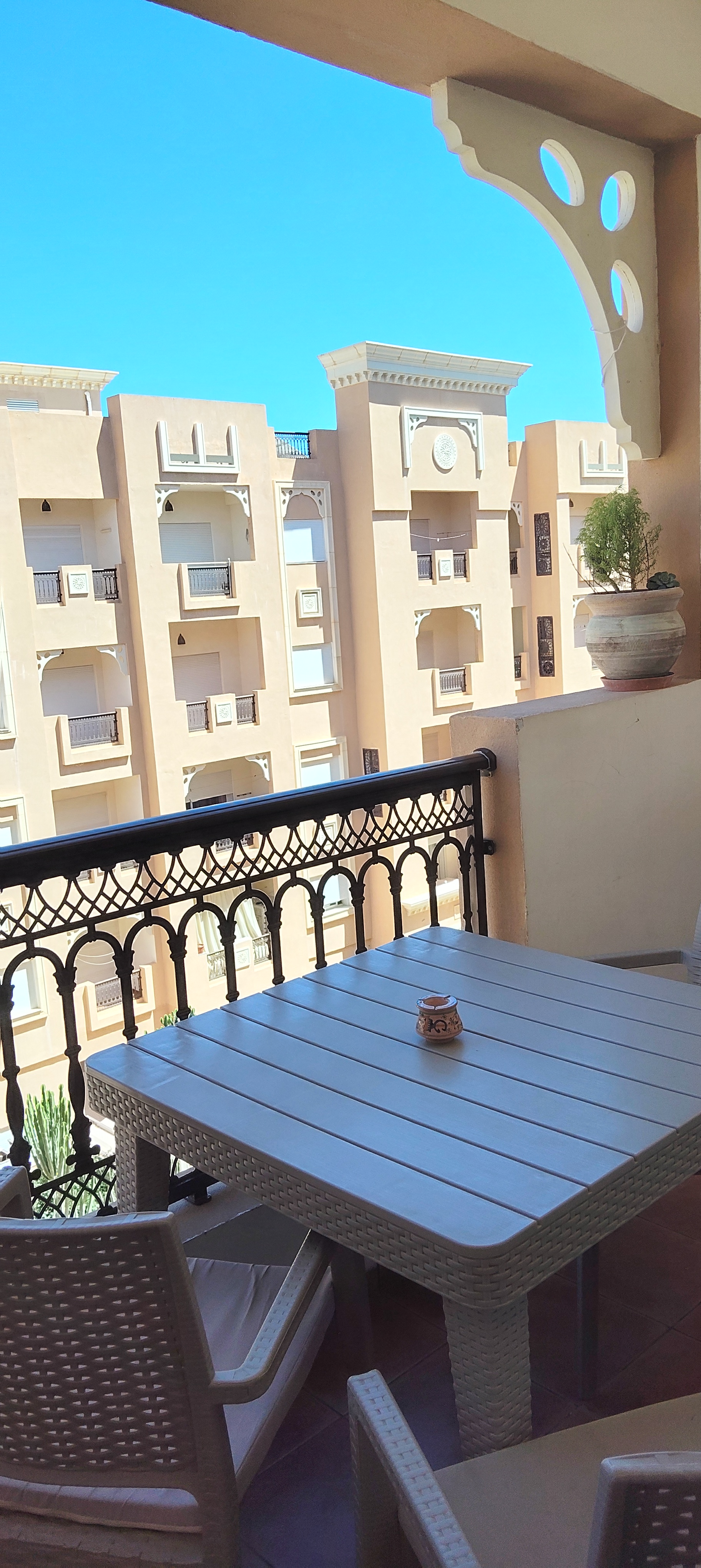 Akouda&nbsp;Chatt Meriem&nbsp;Location&nbsp;Appart. 1 pi�ce&nbsp;Ann�e universitaire
