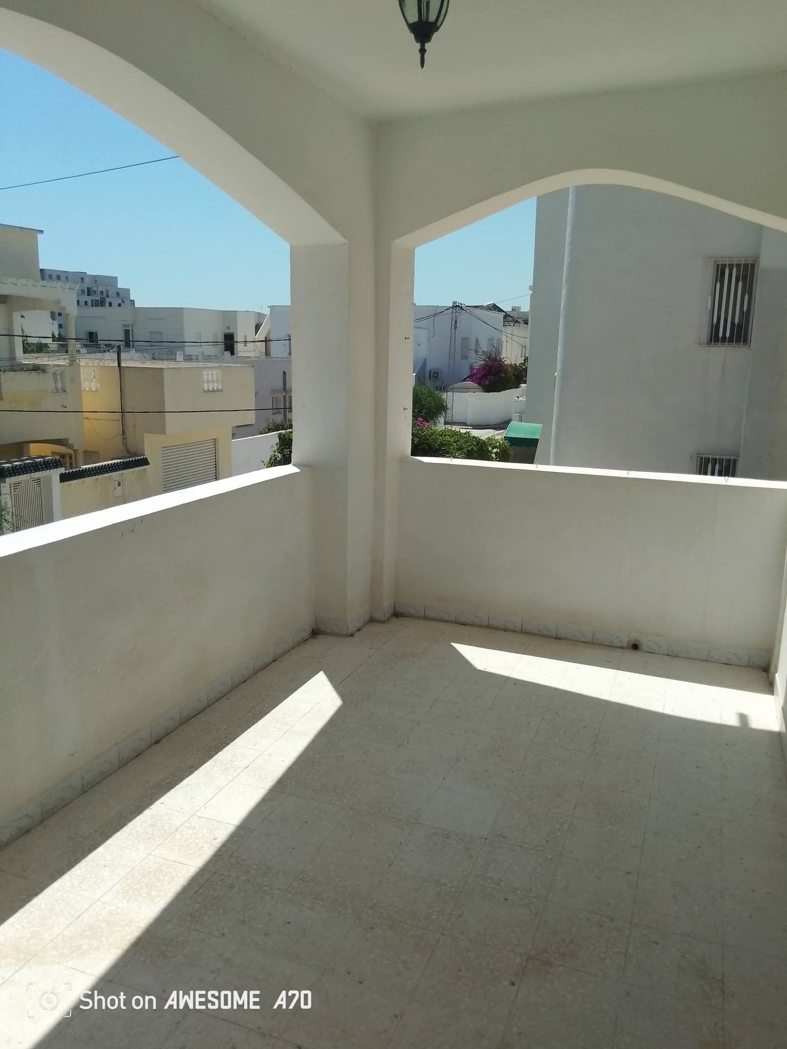 Raoued&nbsp;Cite Ennkhilet&nbsp;Location&nbsp;Maisons&nbsp;Ennkhilette loc etage s4 de villa