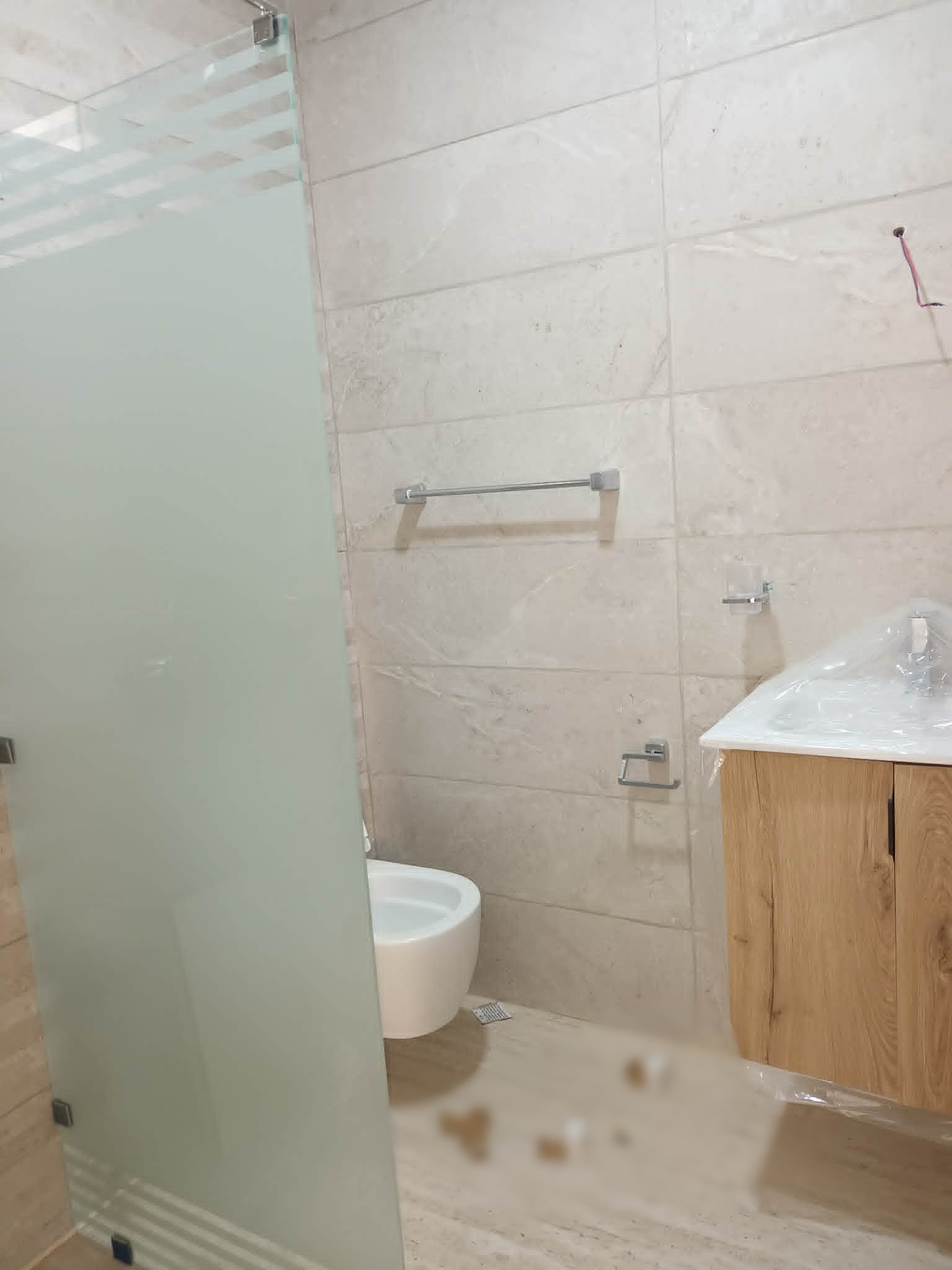 Bizerte Nord&nbsp;Bizerte&nbsp;Location&nbsp;Appart. 1 pi�ce&nbsp;Un super appartement neuf � corniche bizerte