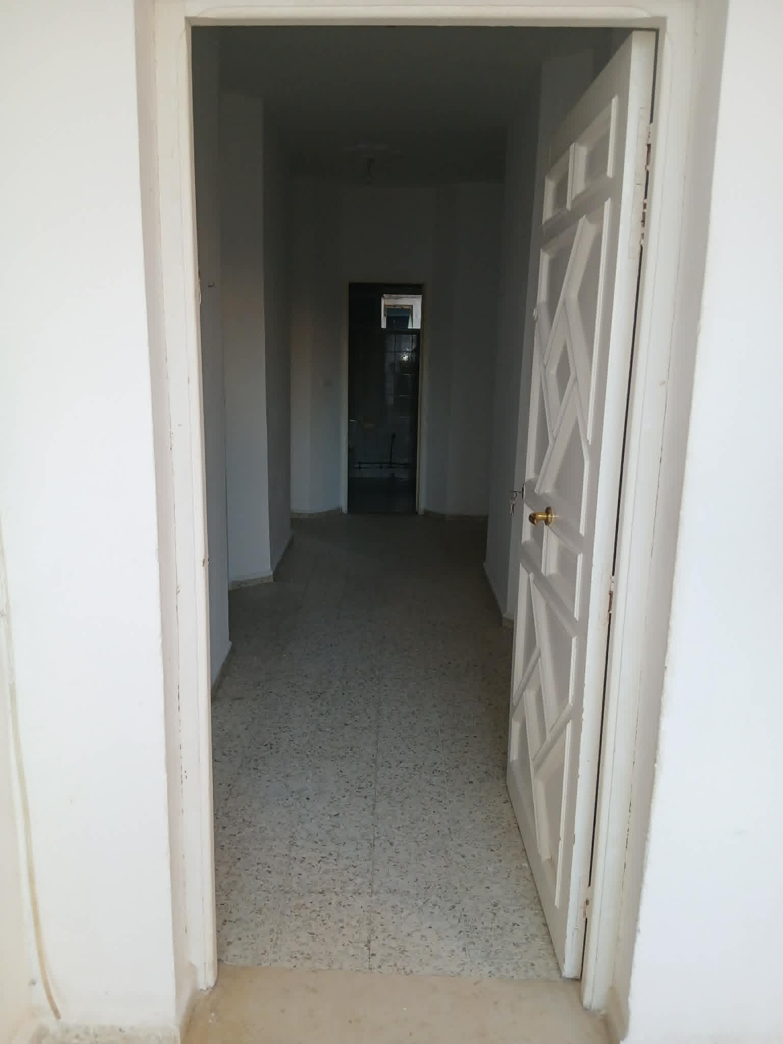 El Kram&nbsp;Le Kram&nbsp;Location&nbsp;Appart. 3 pi�ces&nbsp;�tage de maison � el kram