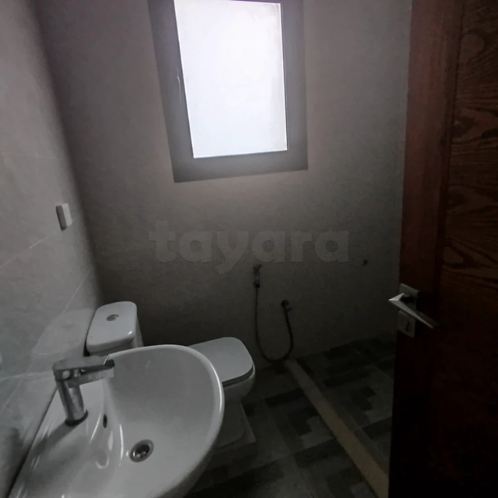 La Marsa&nbsp;Cite Du Stade&nbsp;Location&nbsp;Appart. 4 pi�ces&nbsp;Un magnifique �tage de villa s3 � marsa tabak
