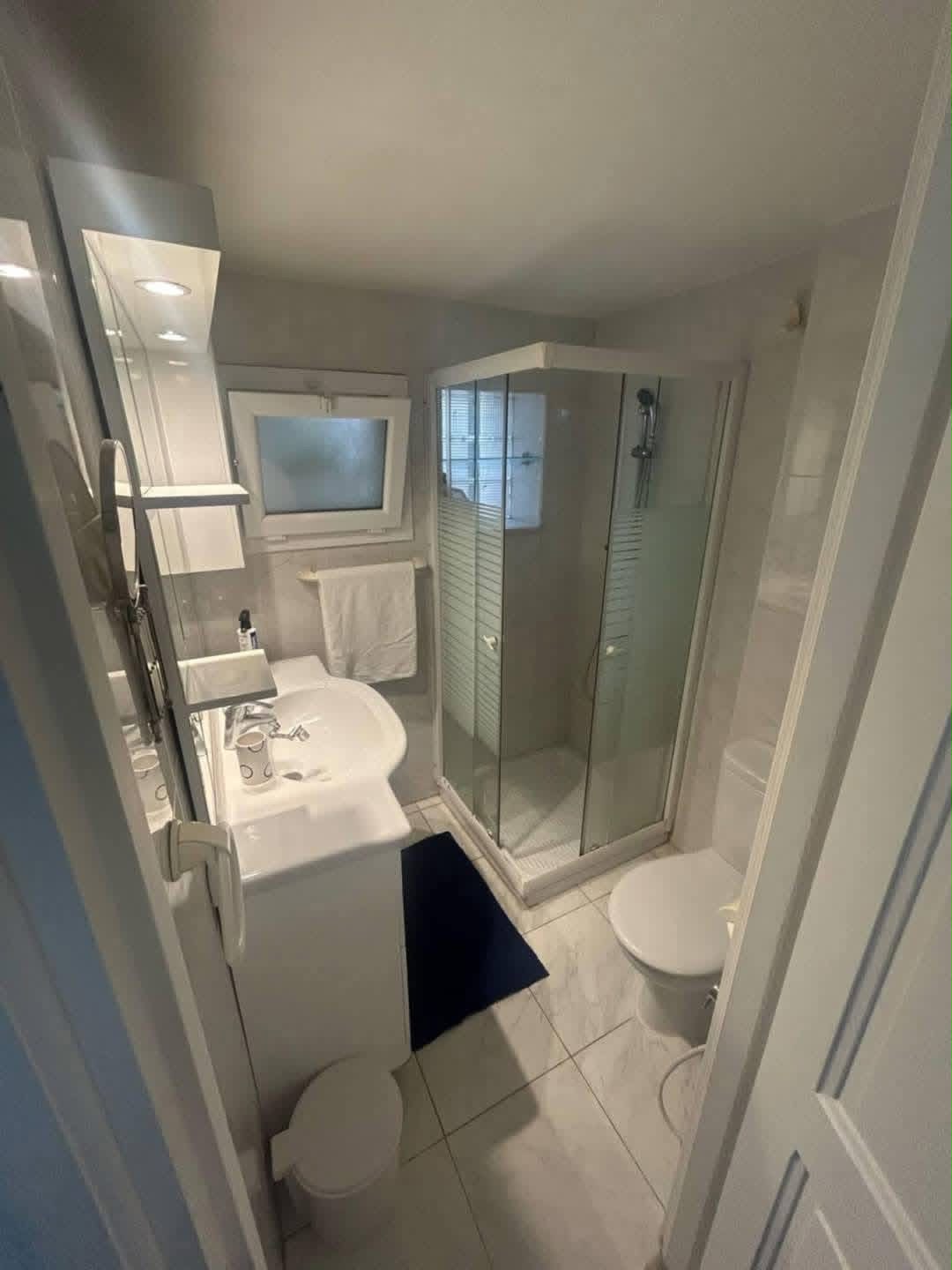 El Menzah&nbsp;El Menzah 9&nbsp;Location&nbsp;Appart. 1 pi�ce&nbsp;Un magnifique studio s0 � menzah9a