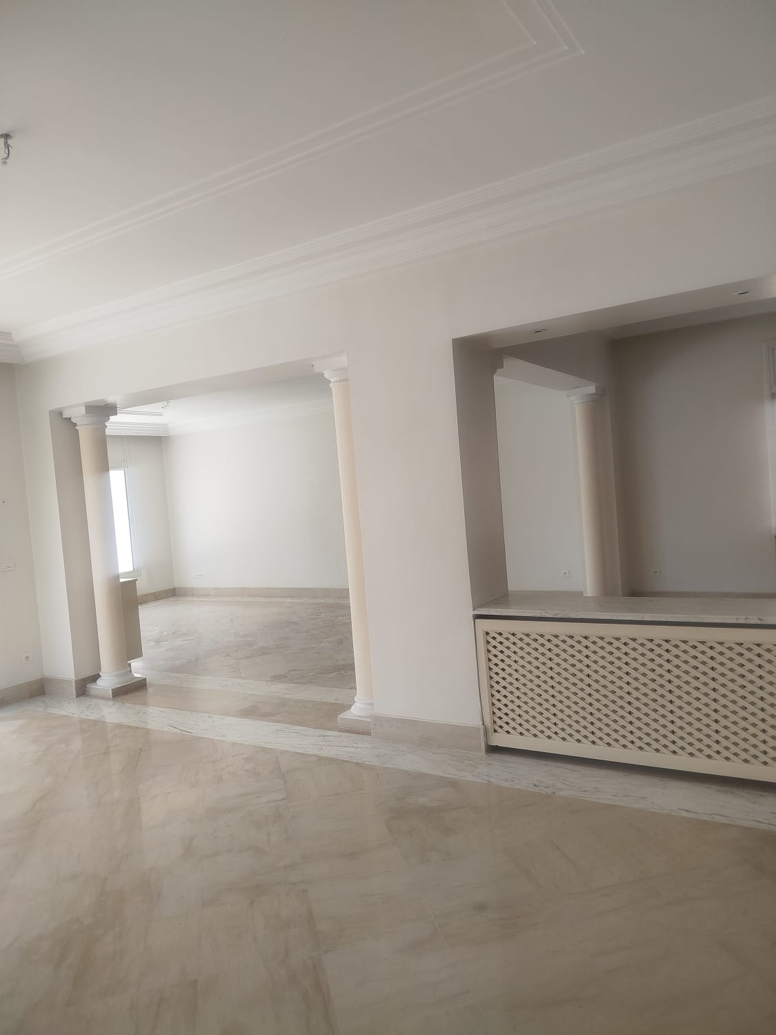 El Menzah&nbsp;Mutuelle Ville&nbsp;Location&nbsp;Maisons&nbsp;Une magnifique villa � grand jardin � notre dame