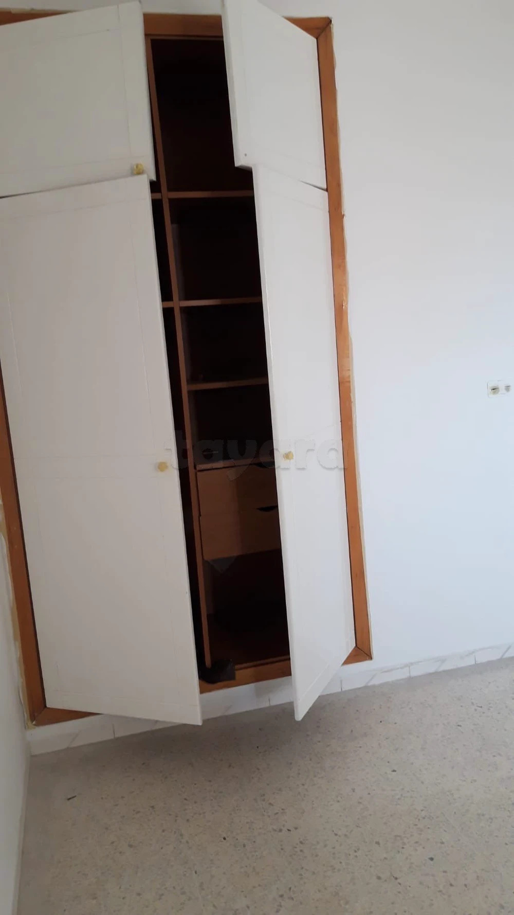 Ariana Ville&nbsp;Riadh Landlous&nbsp;Location&nbsp;Appart. 4 pi�ces&nbsp;Un spacieux appartement s3 � riadh landalous