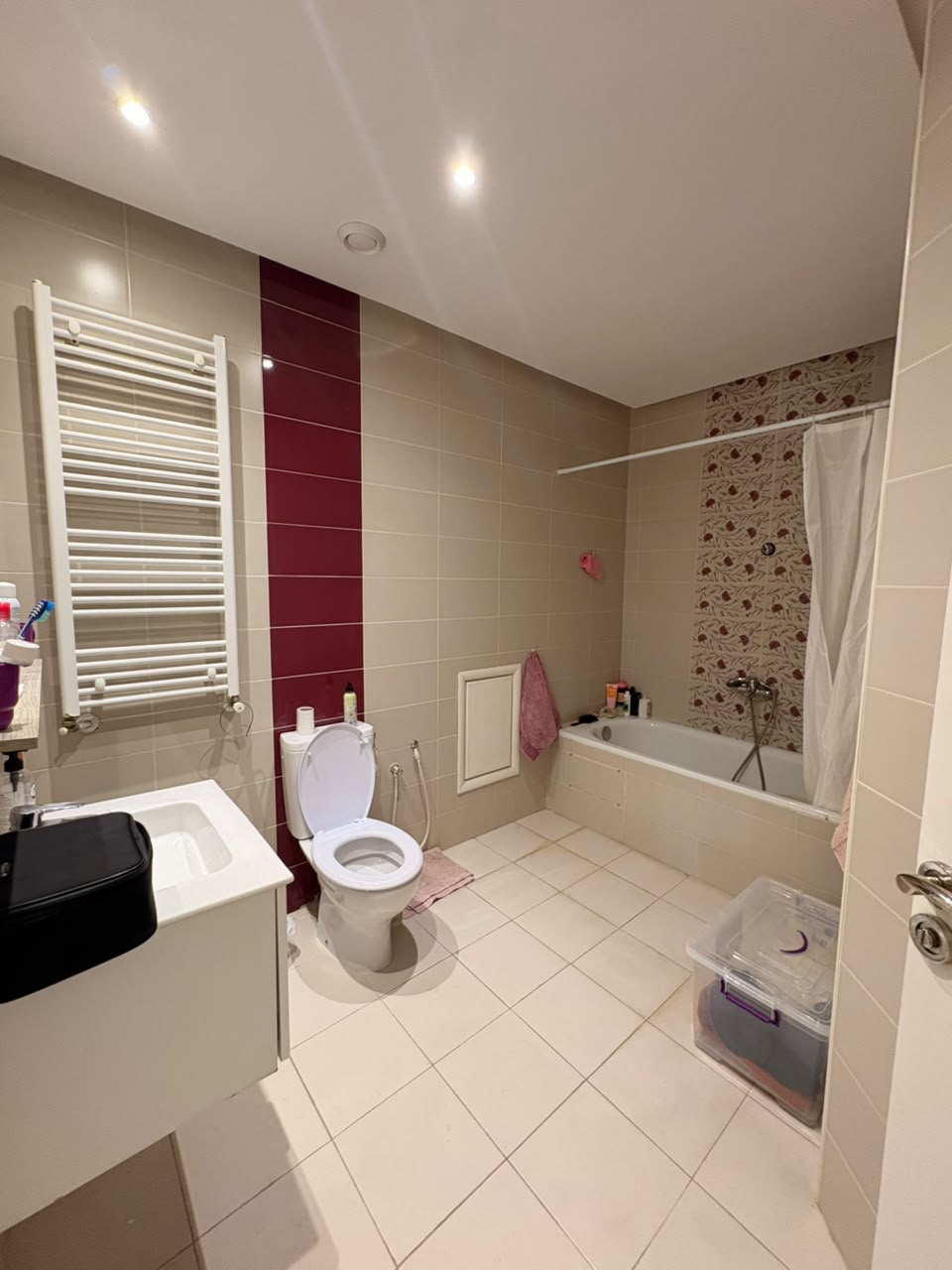 Raoued&nbsp;Cite El Ghazala 1&nbsp;Location&nbsp;Appart. 3 pi�ces&nbsp;Tres bel appt  salon et 2chambres res emna