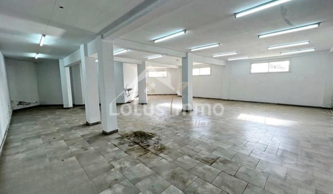 El Omrane Superieur&nbsp;El Omrane Superieur&nbsp;Bureaux & Commerces&nbsp;Atelier,Garage&nbsp;Local commercial ou bureautique