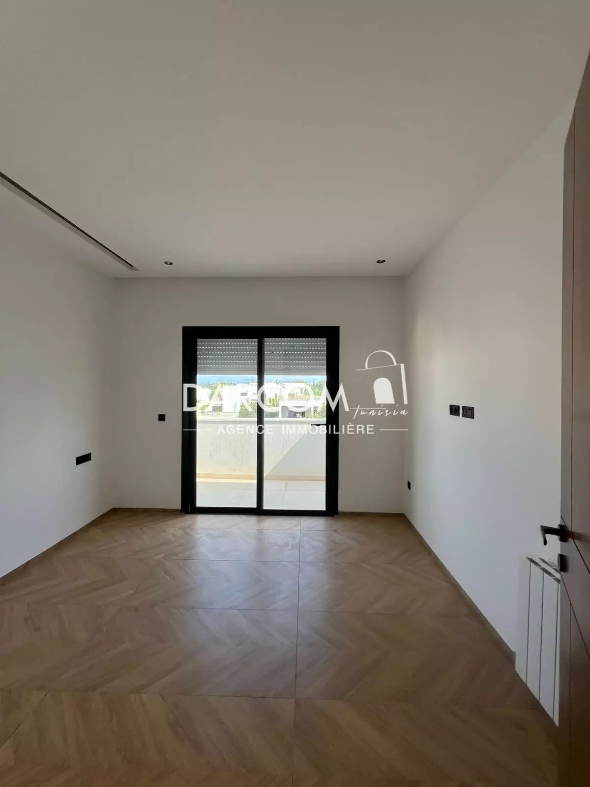 La Soukra&nbsp;La Soukra&nbsp;Location&nbsp;Appart. 2 pi�ces&nbsp;S1 avec terrasse la soukra