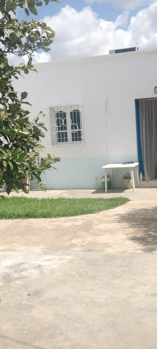 Kelibia&nbsp;Azmour&nbsp;Vente&nbsp;Maisons&nbsp;Maison avec un piscine 800m2
